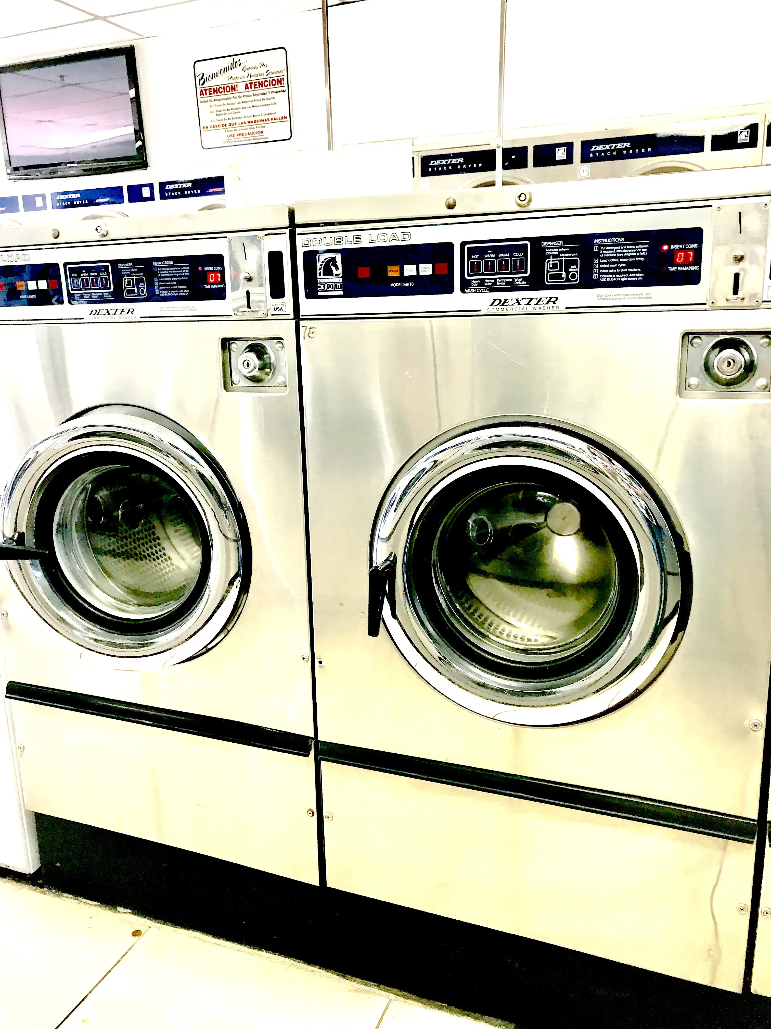 Coin Laundry - Image 9