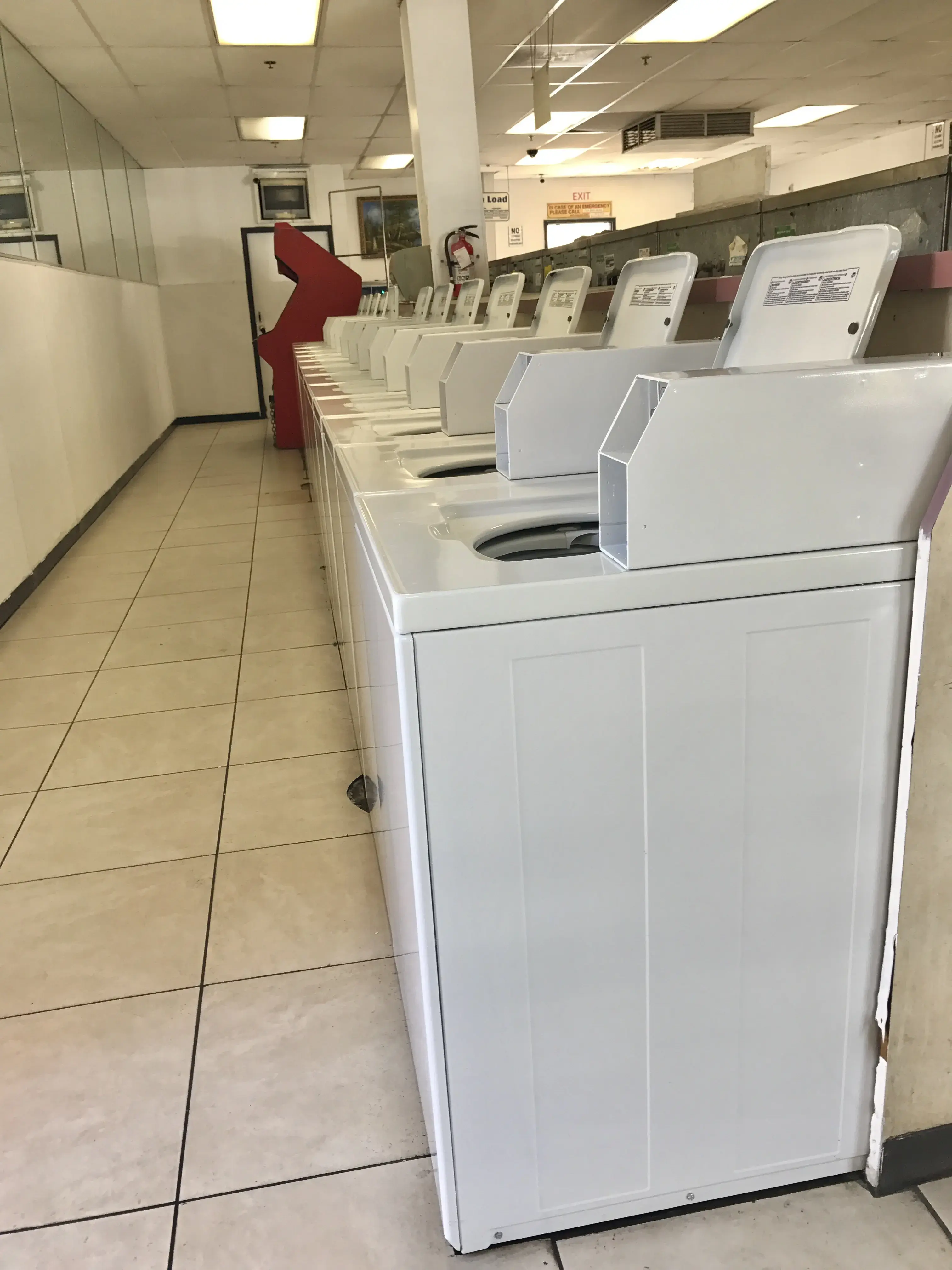 Coin Laundry thumbnail 10