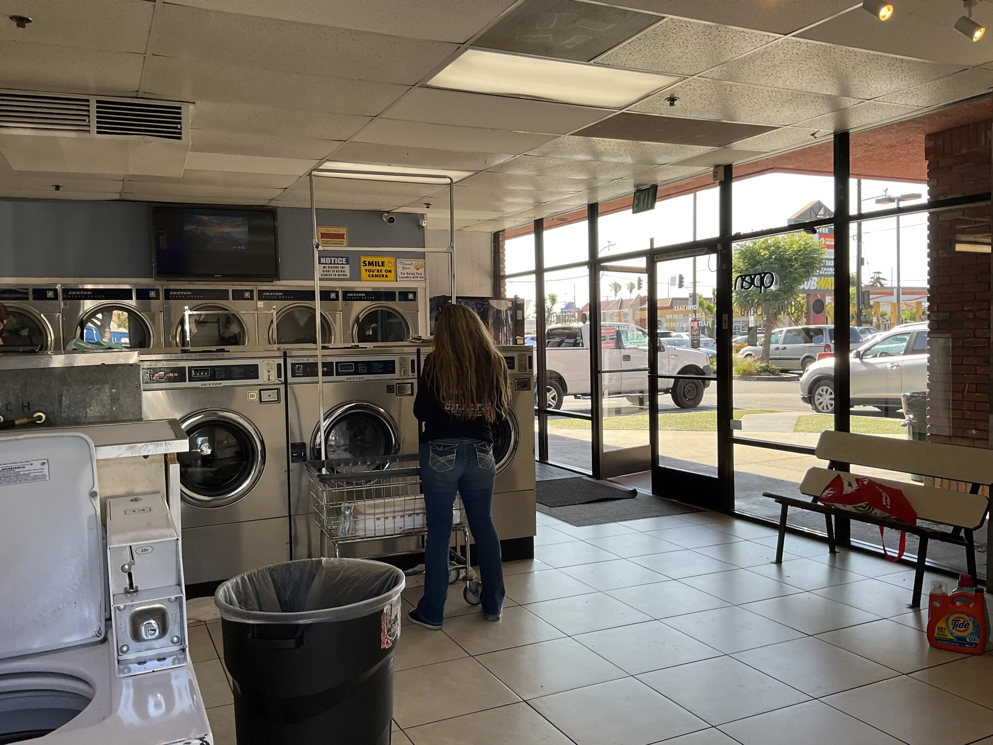Coin Laundry thumbnail 2