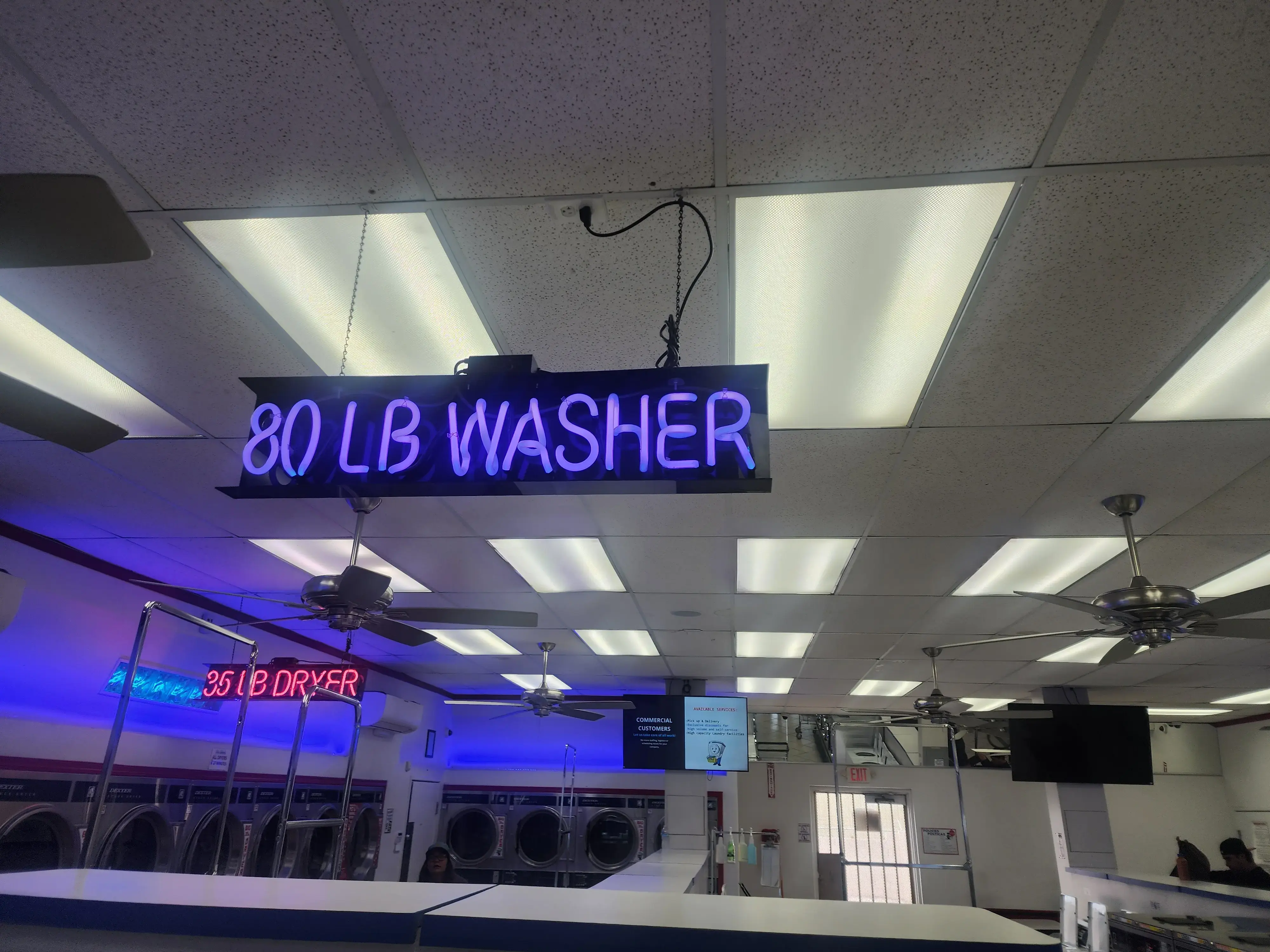 Coin Less Laundry thumbnail 6