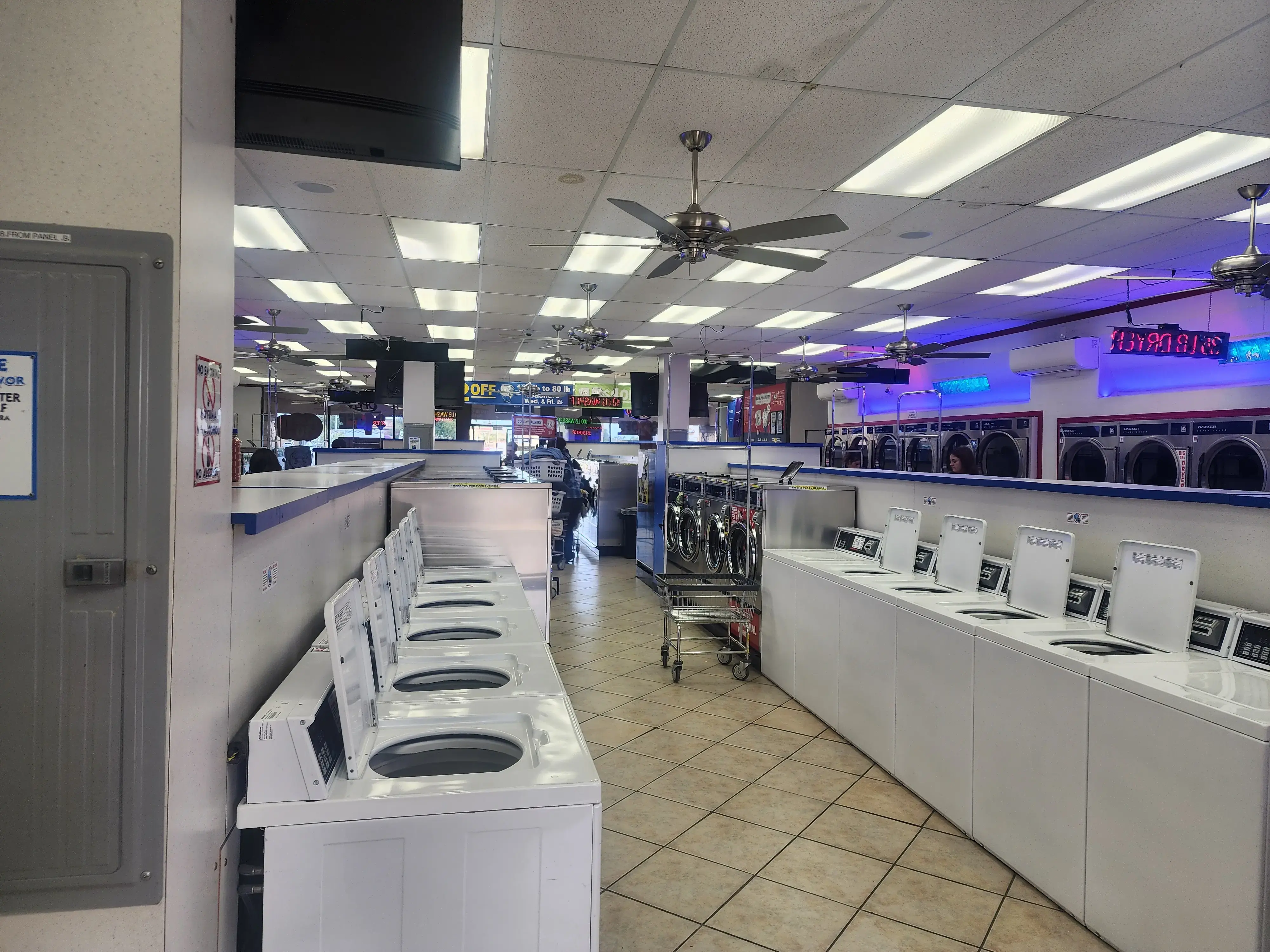 Coin Less Laundry - Image 8