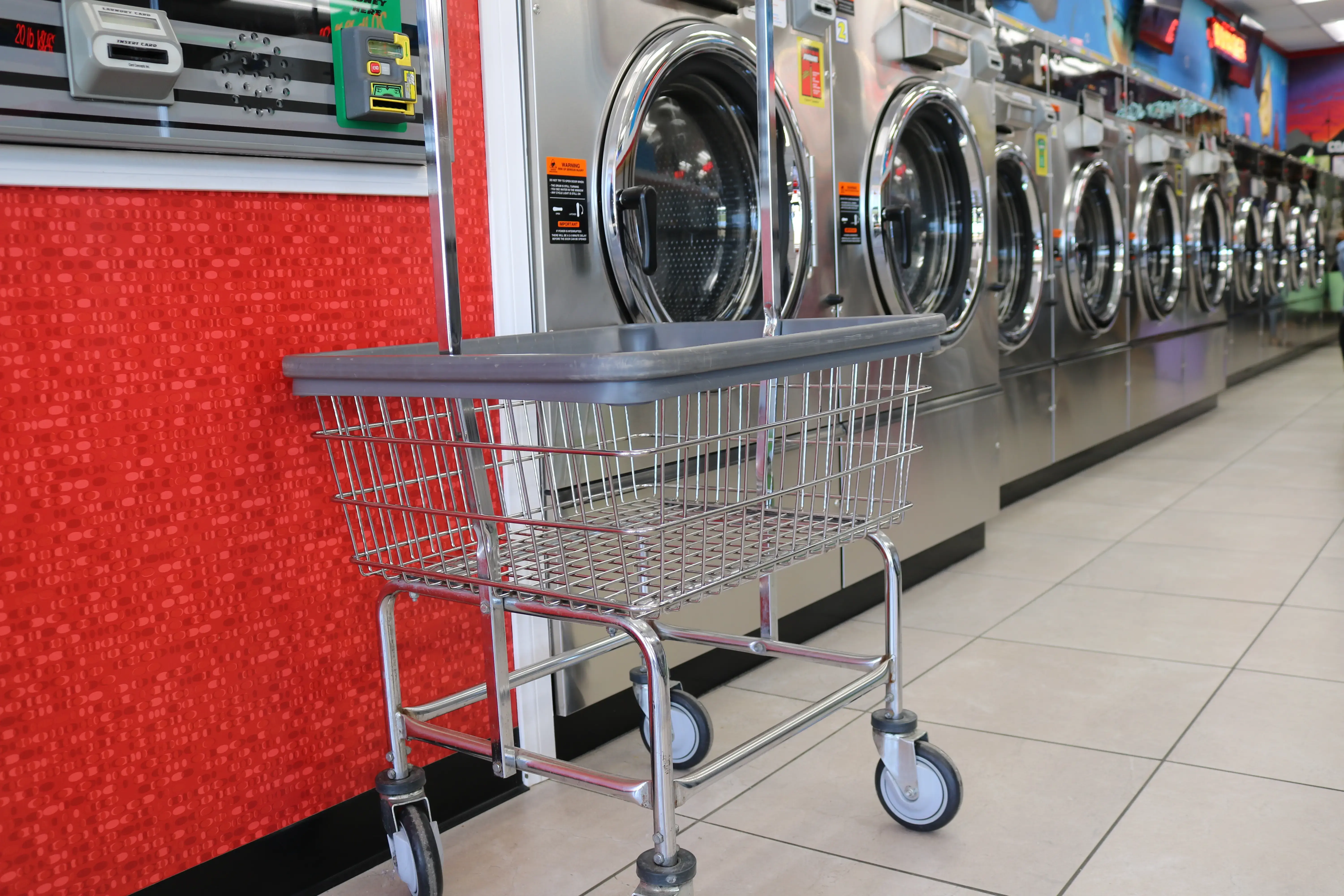 COIN Less LAUNDRY thumbnail 5