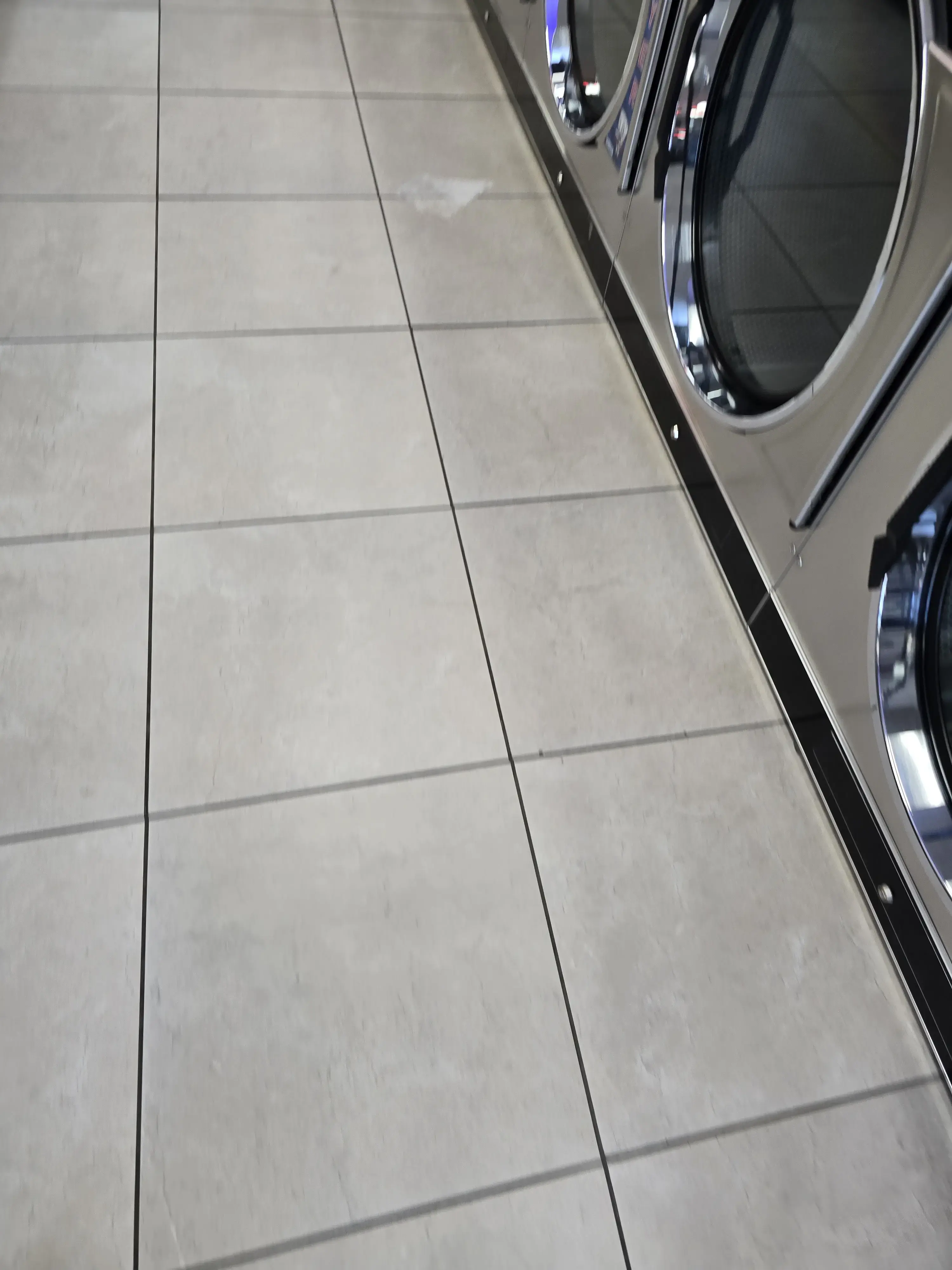 COIN Less LAUNDRY thumbnail 10