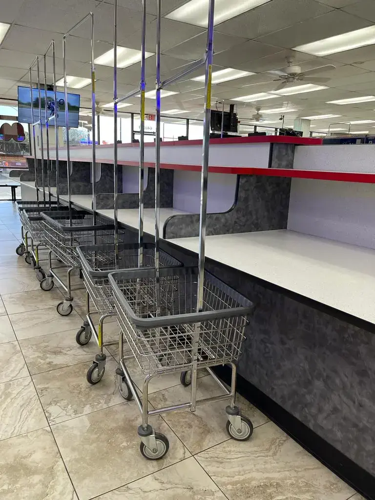 COIN Less LAUNDRY - Image 7