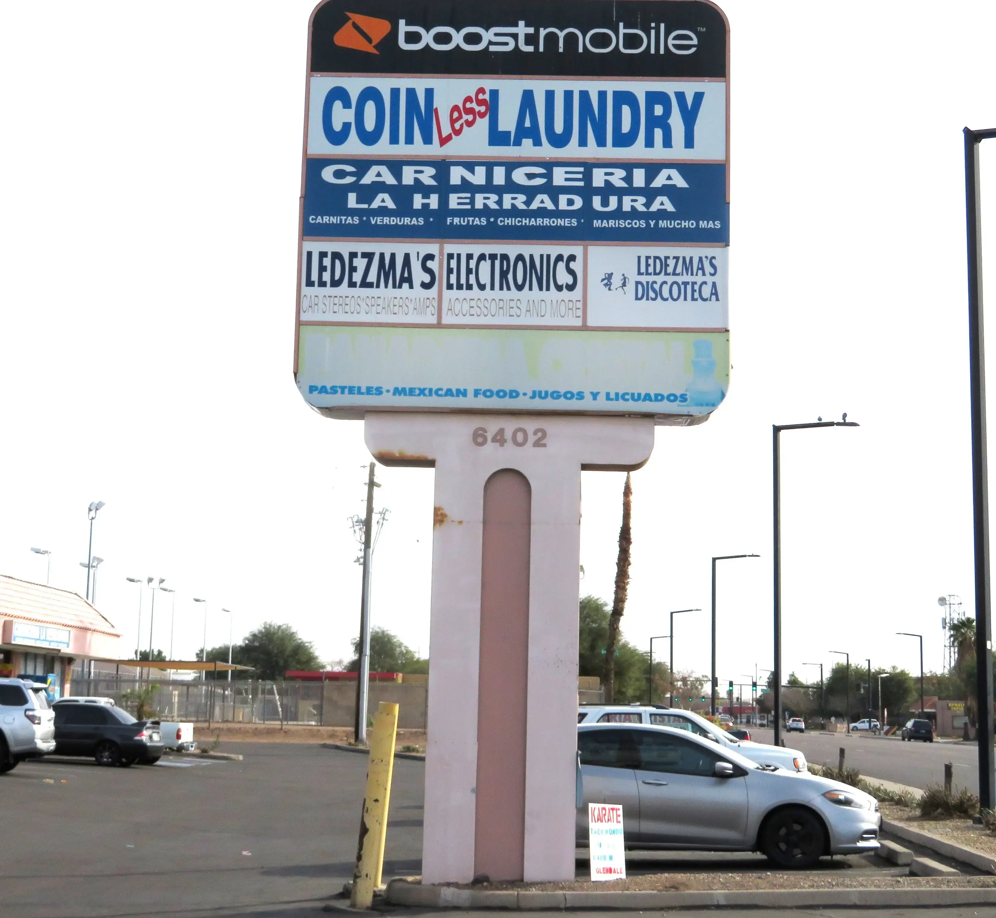 COIN Less LAUNDRY thumbnail 5