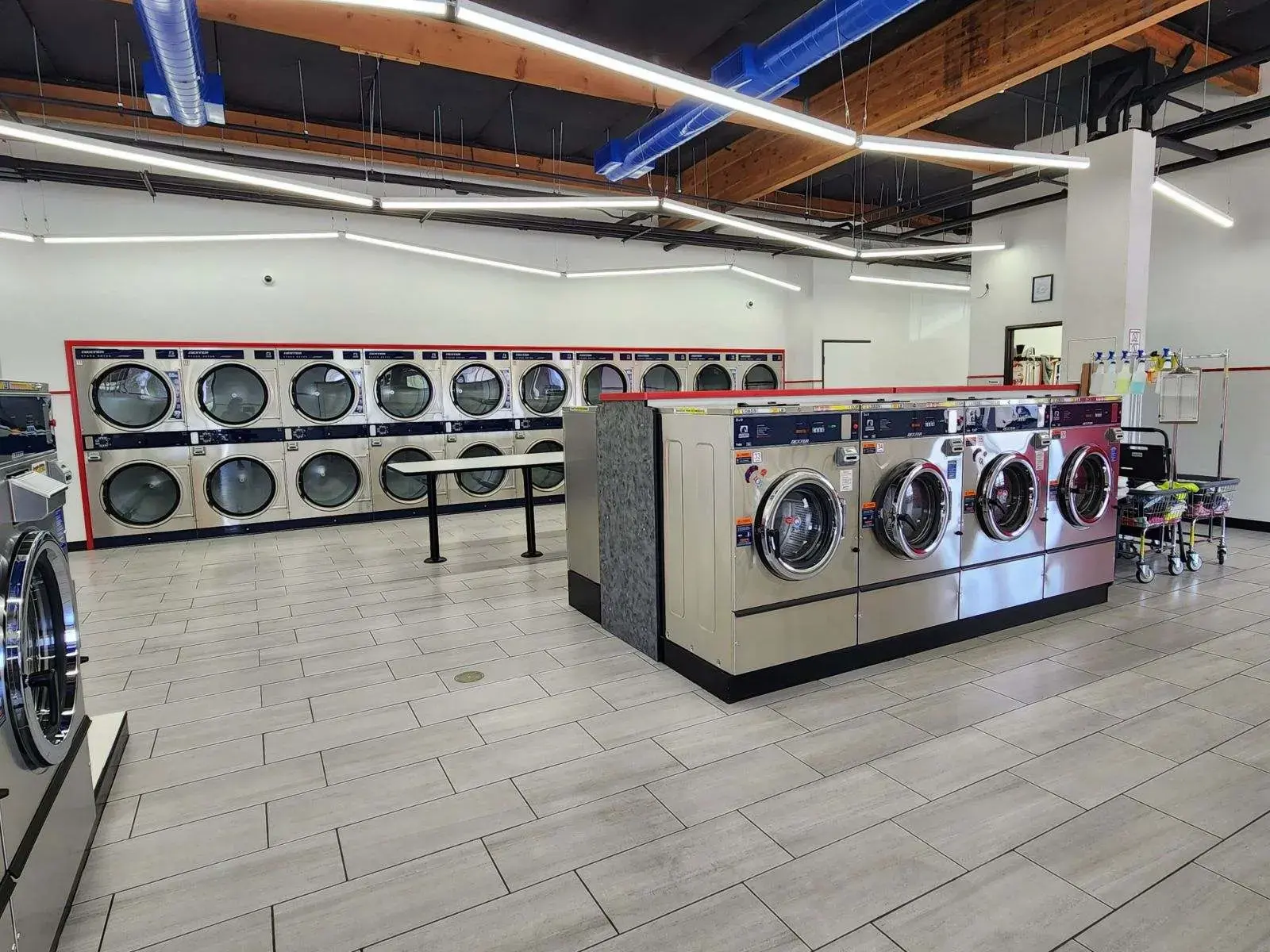 COIN Less LAUNDRY location