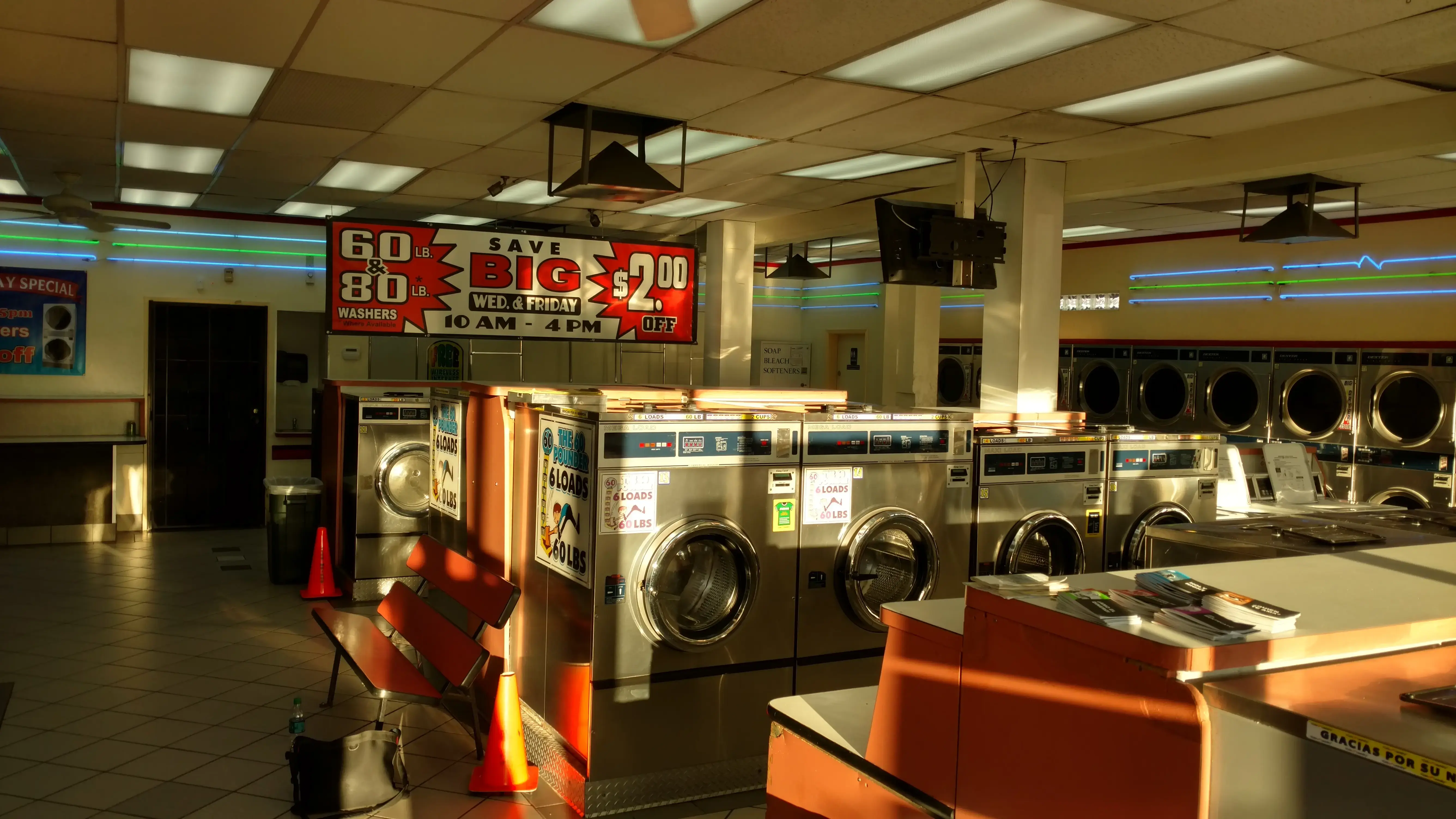COIN Less LAUNDRY thumbnail 20