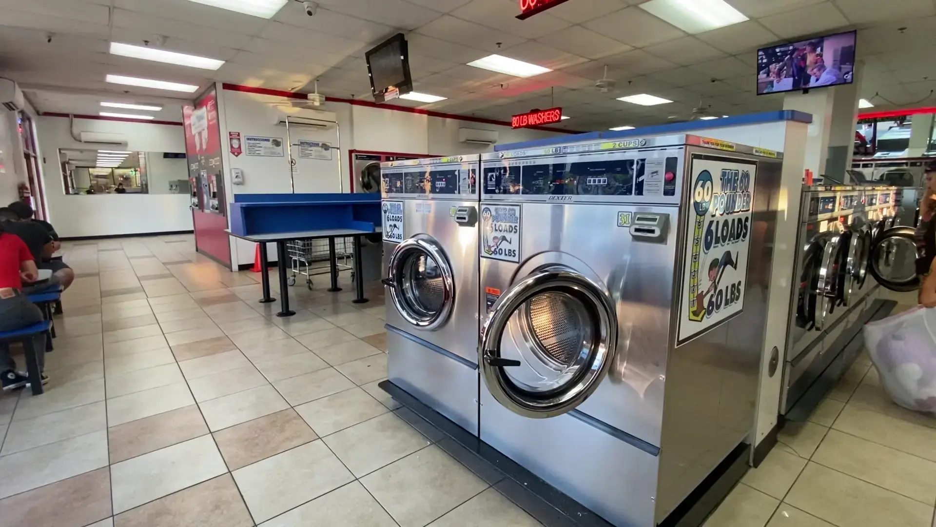 COIN Less LAUNDRY thumbnail 5