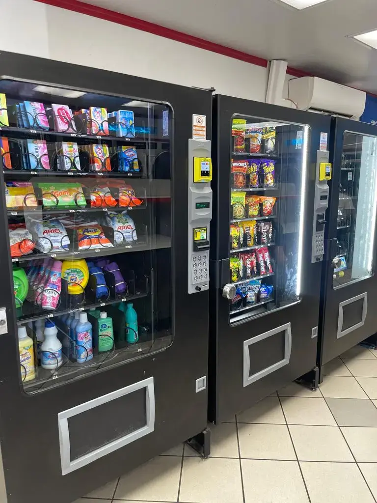 COIN Less LAUNDRY - Image 6