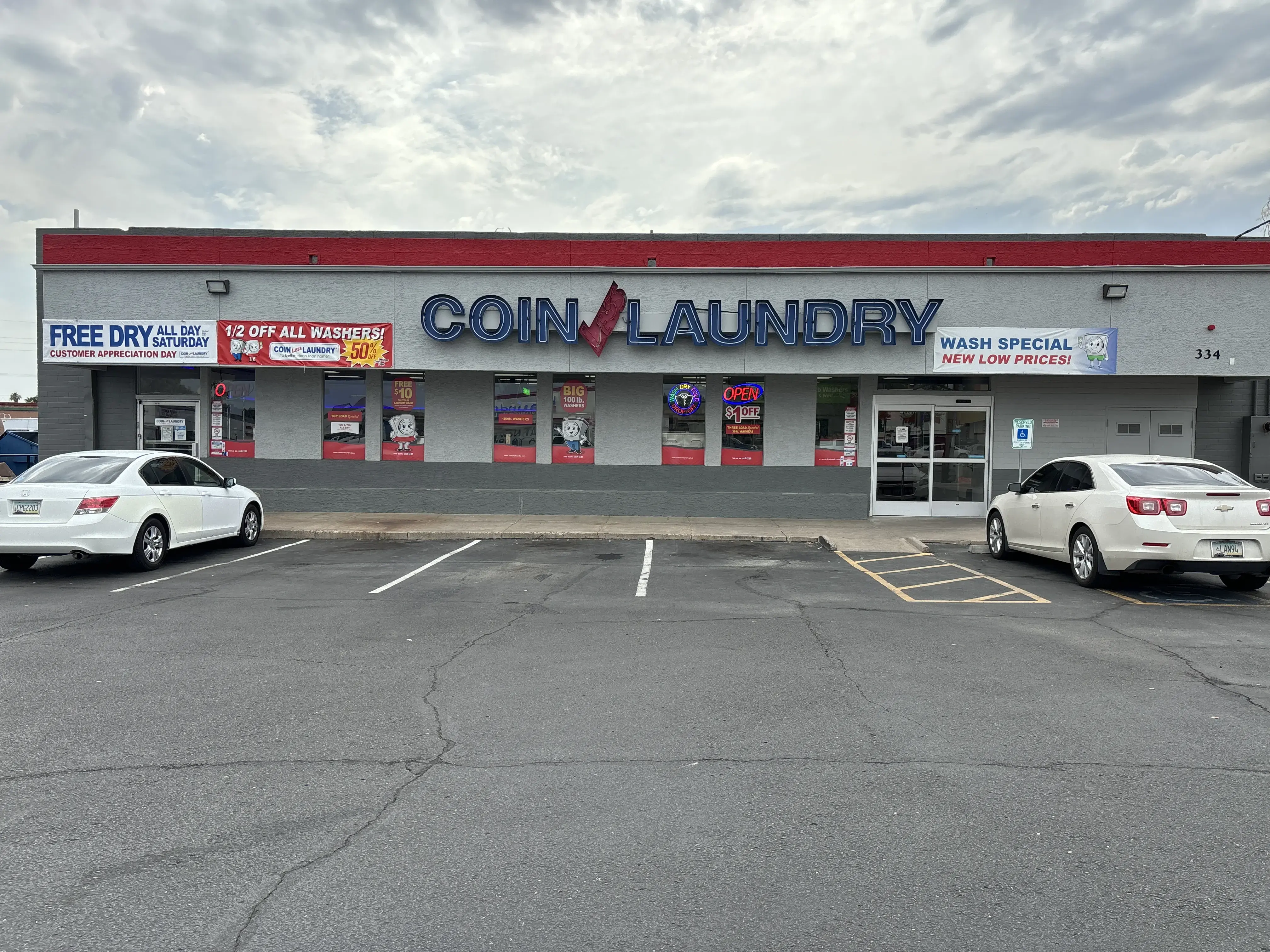 COIN Less LAUNDRY - Image 2