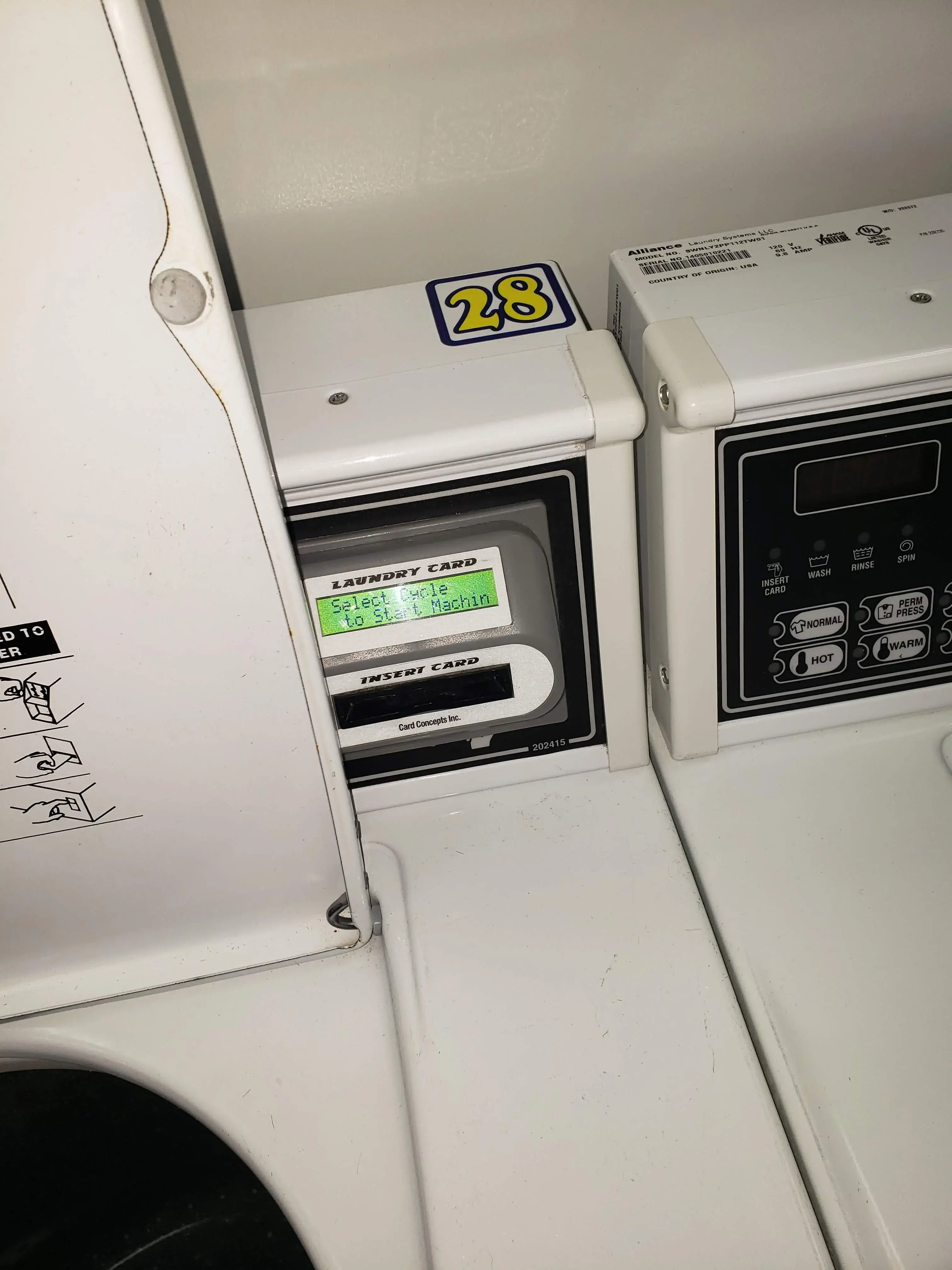 COIN Less LAUNDRY - Image 15