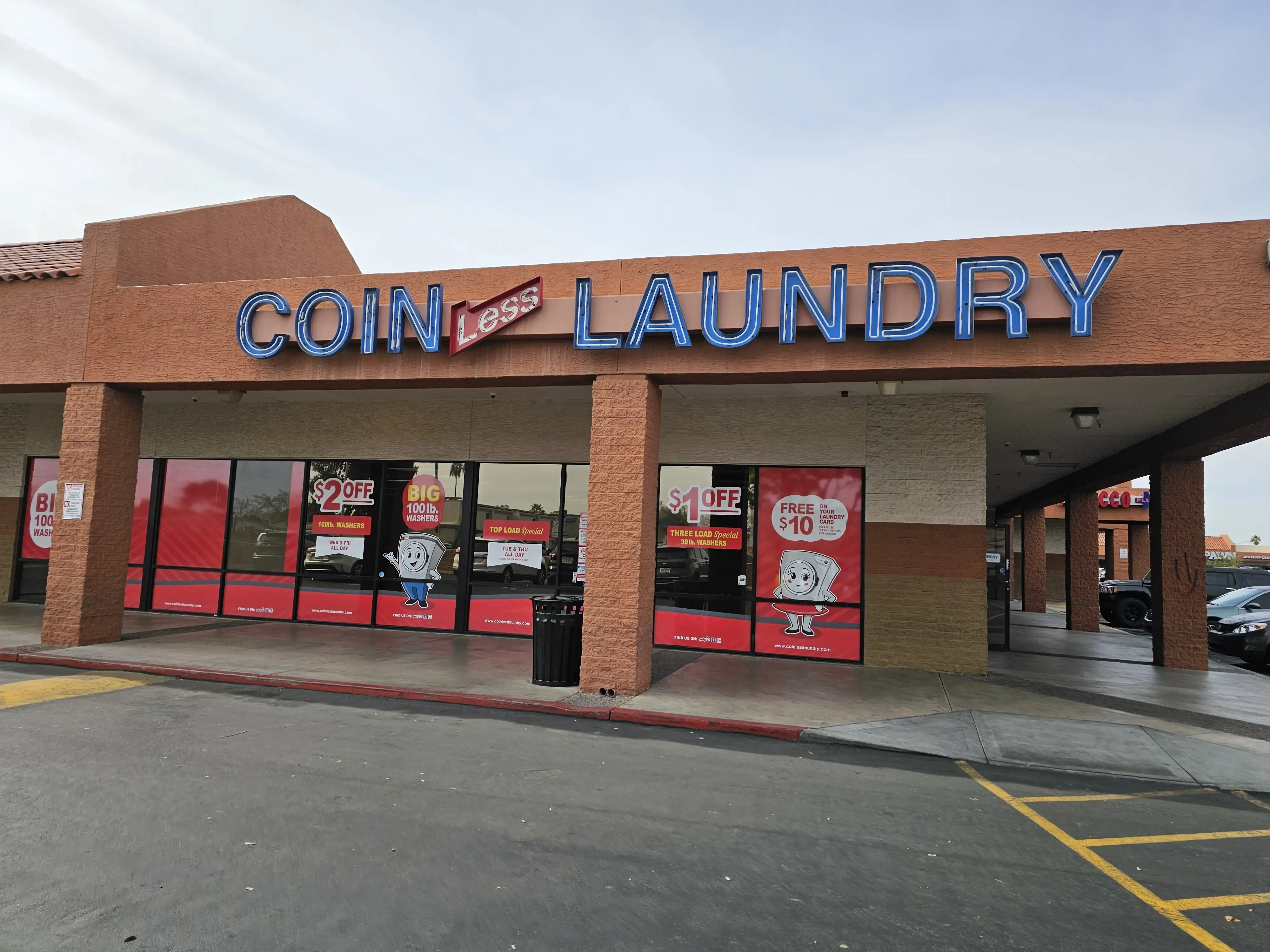 COIN Less LAUNDRY thumbnail 3