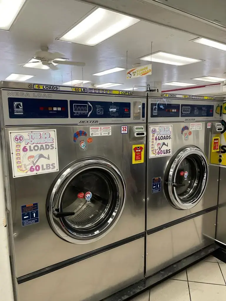 COIN Less LAUNDRY thumbnail 1