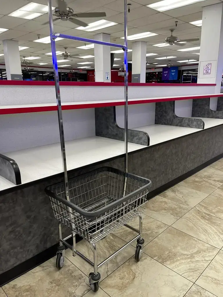 COIN Less LAUNDRY - Image 7