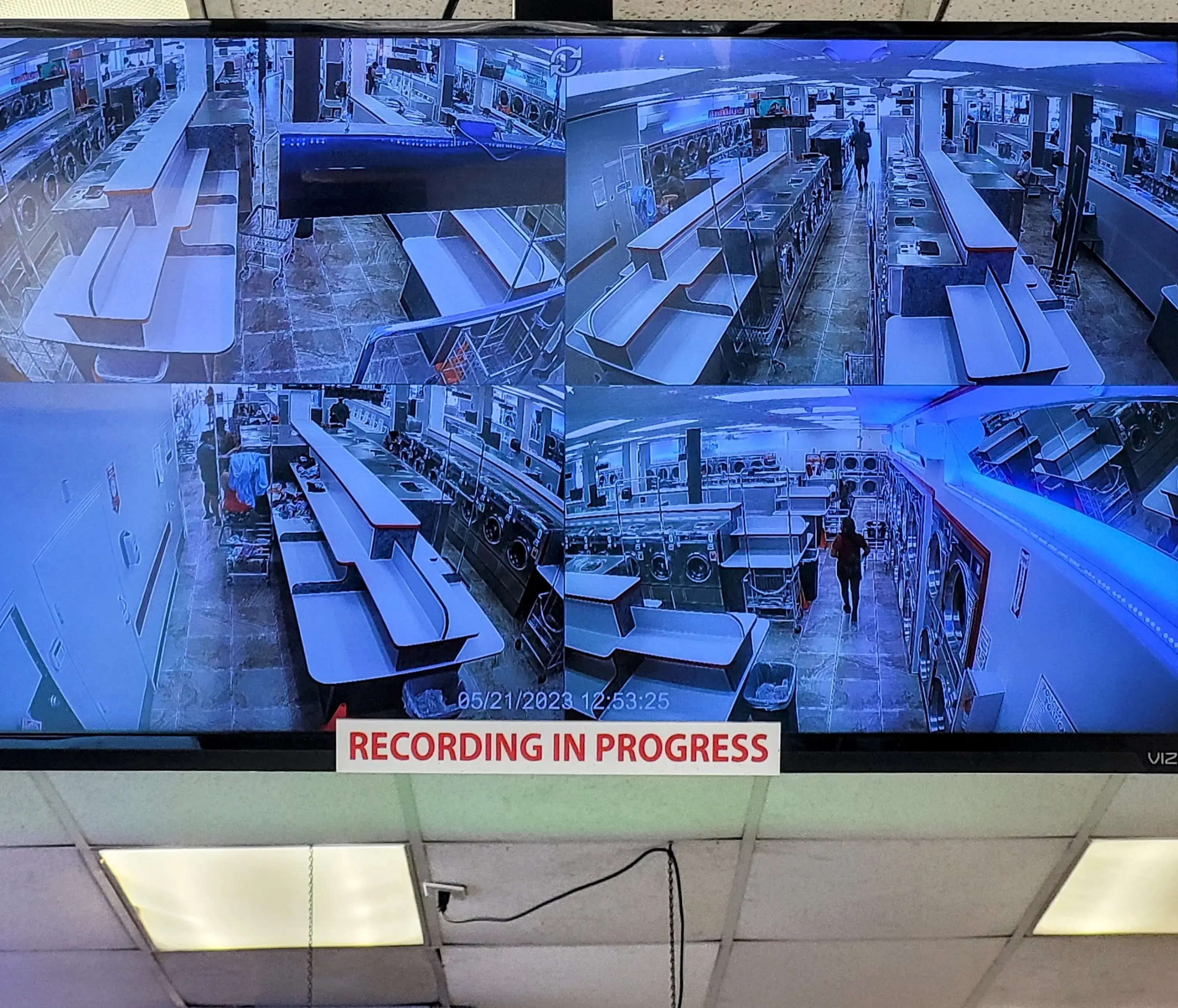 COIN Less LAUNDRY - Image 16