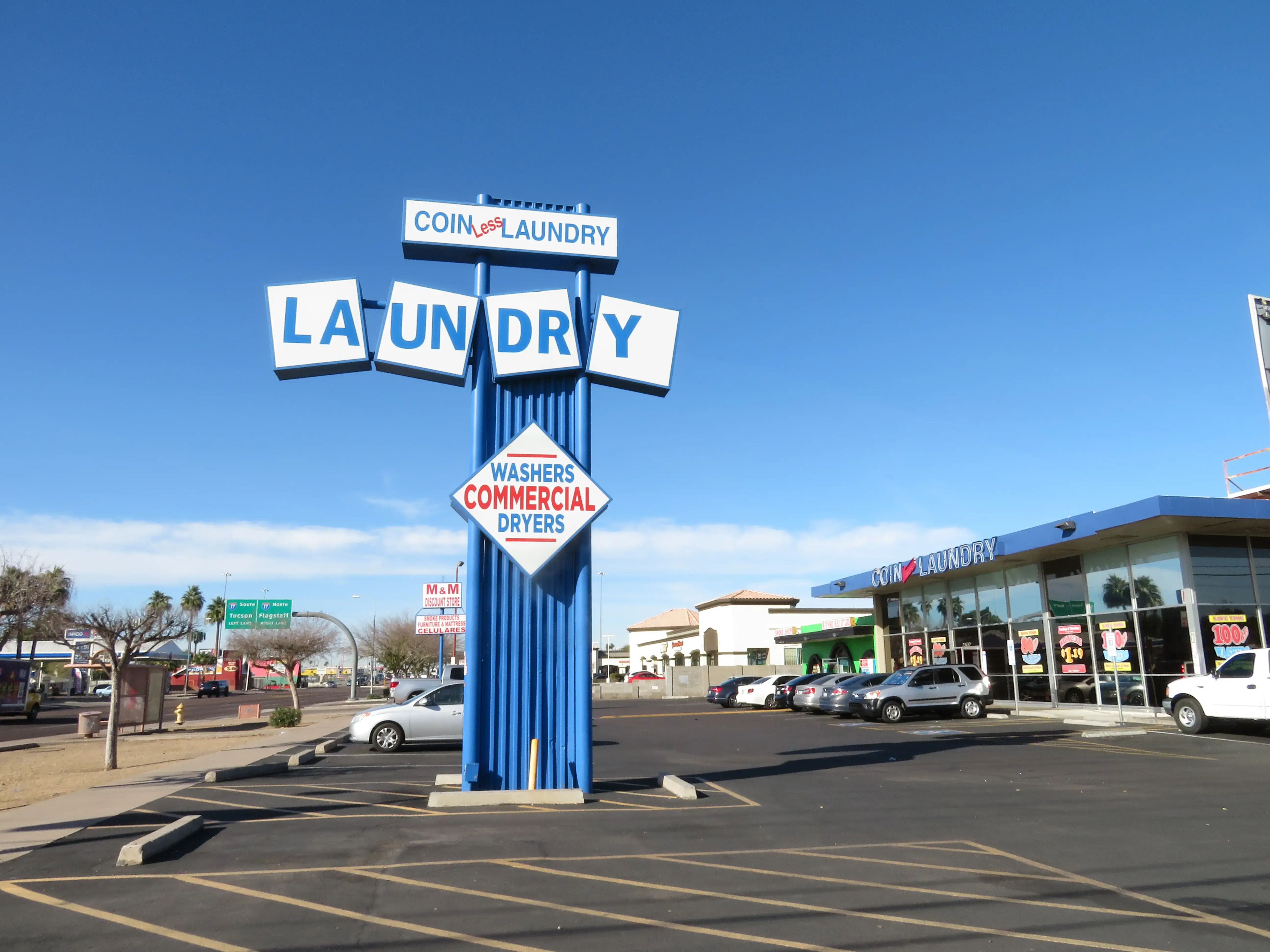 COIN Less LAUNDRY - Image 10