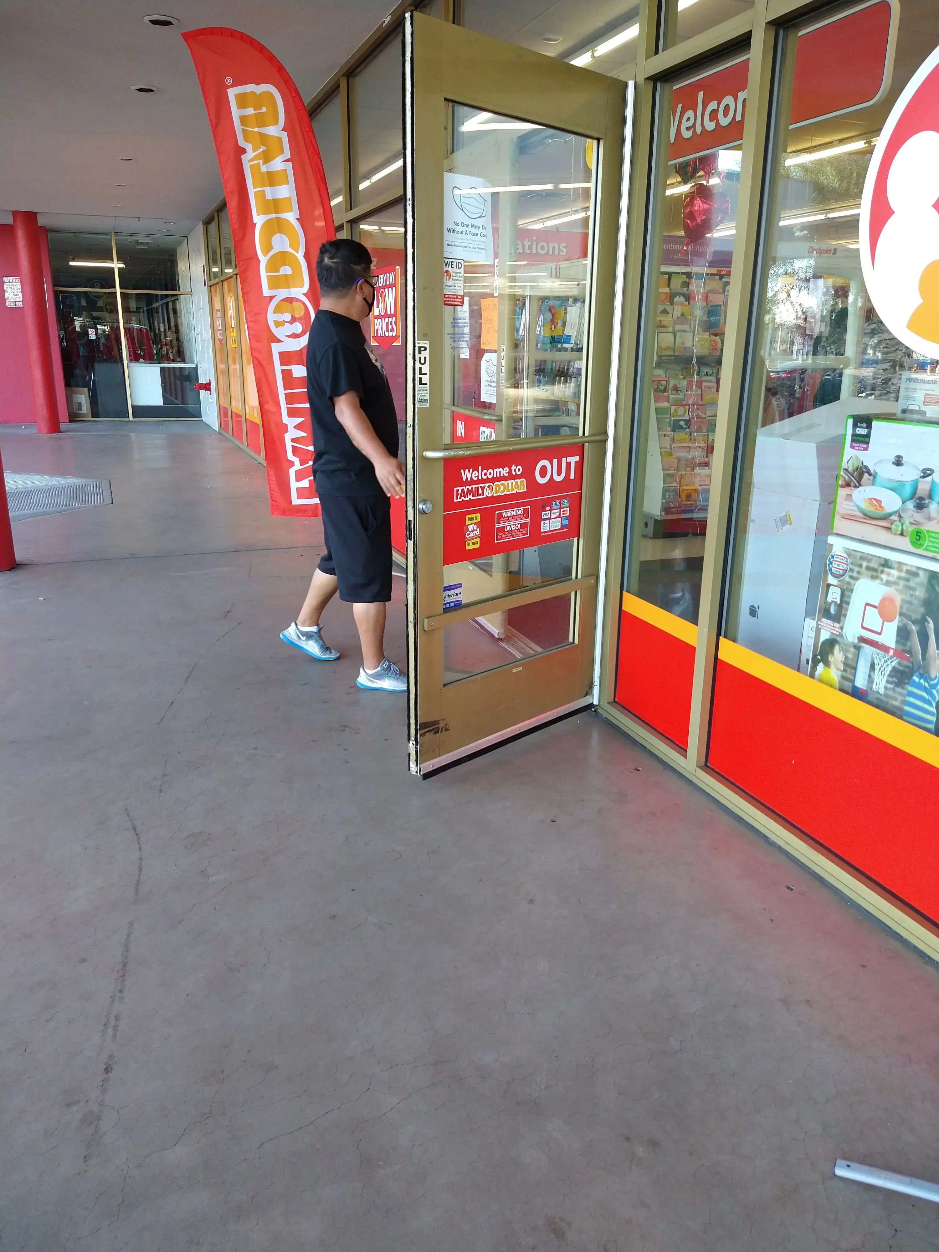 COIN Less LAUNDRY thumbnail 20