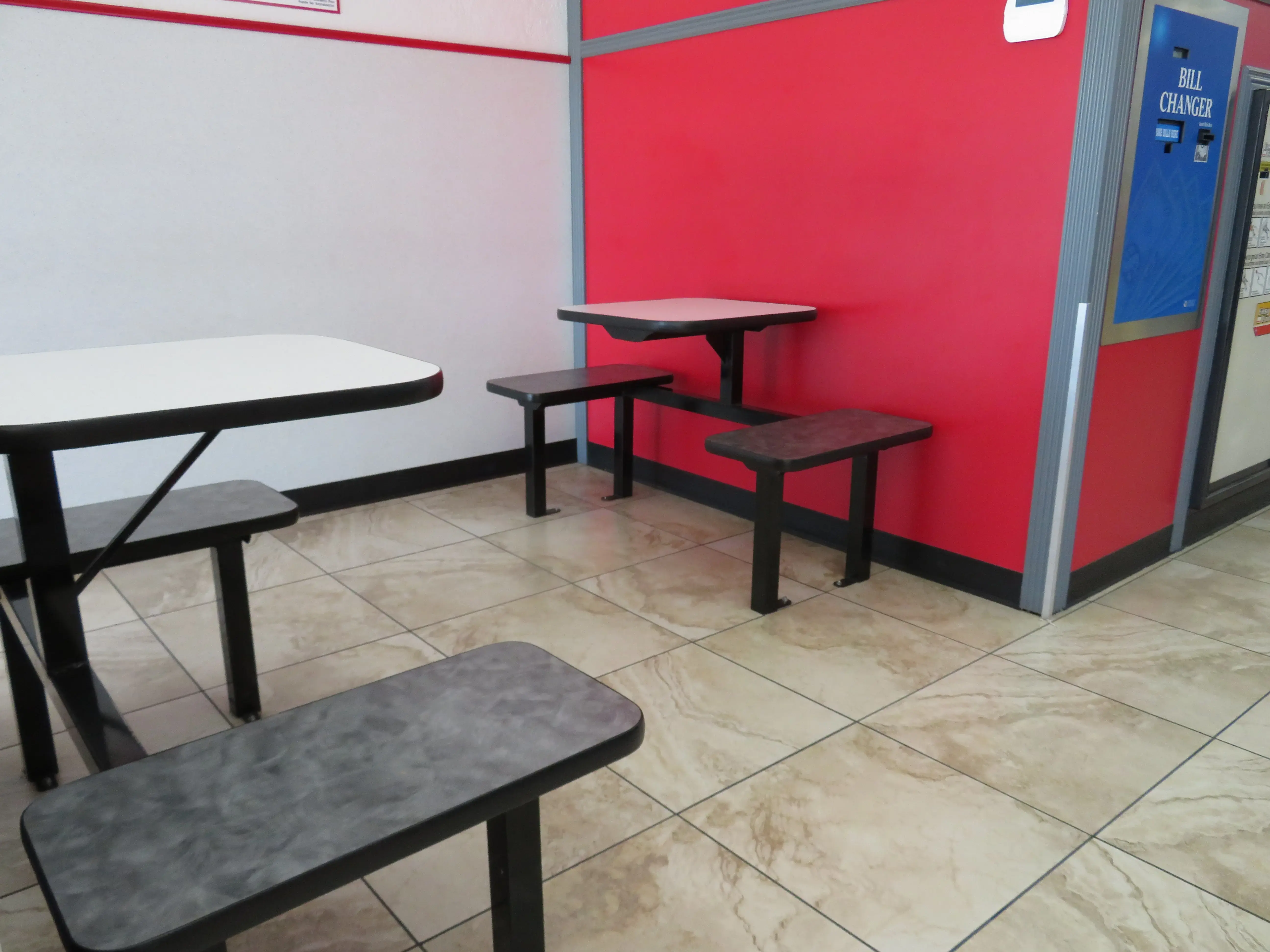 COIN Less LAUNDRY - Image 5