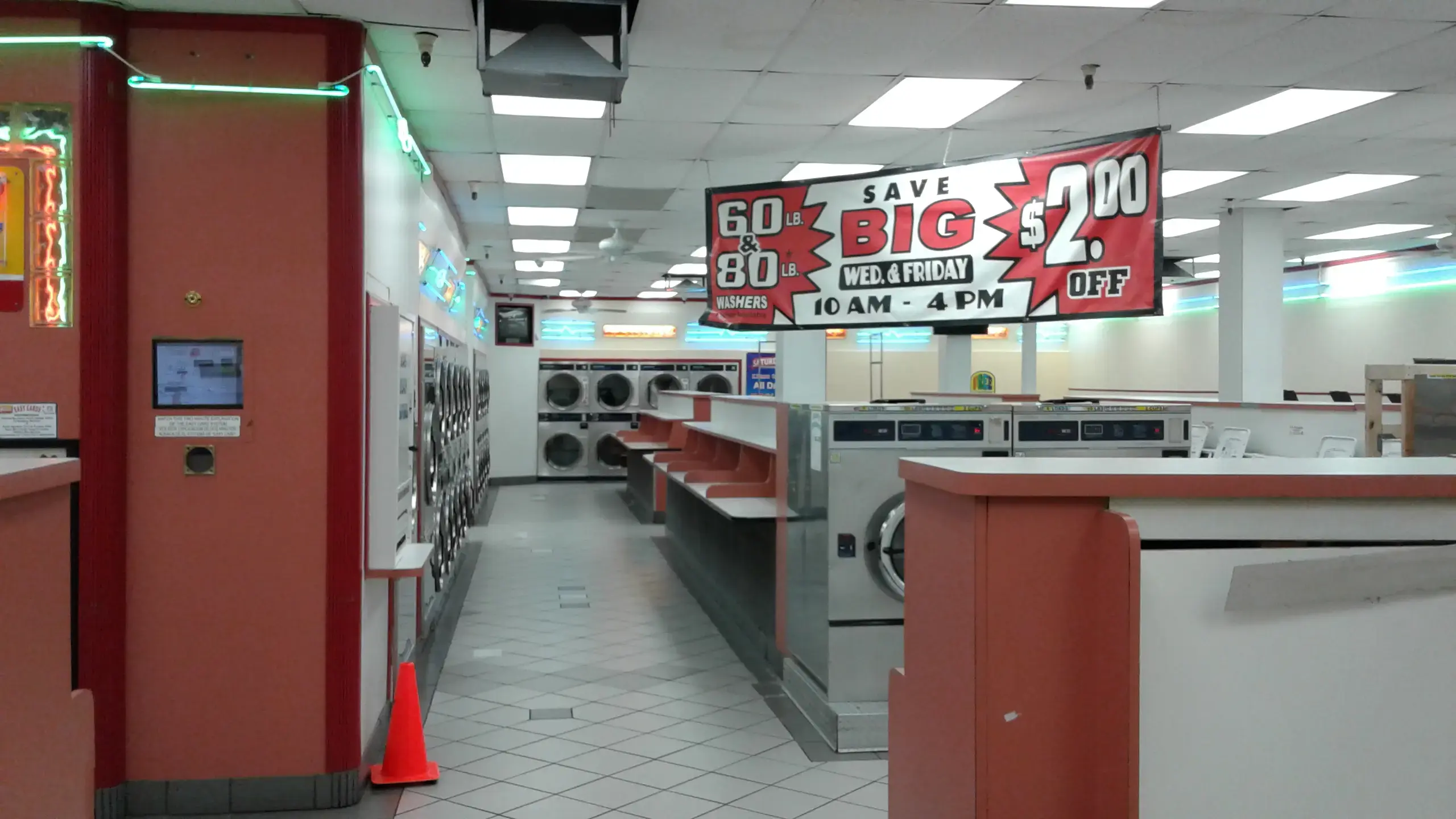 COIN Less LAUNDRY thumbnail 9