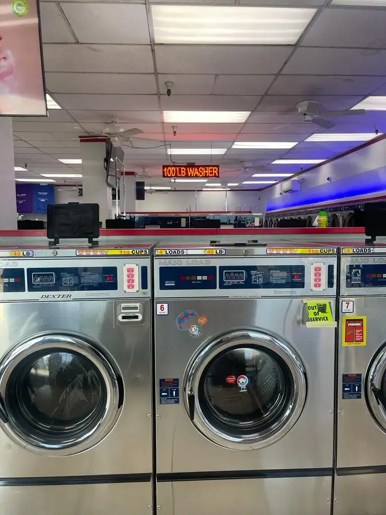 COIN Less LAUNDRY thumbnail 1