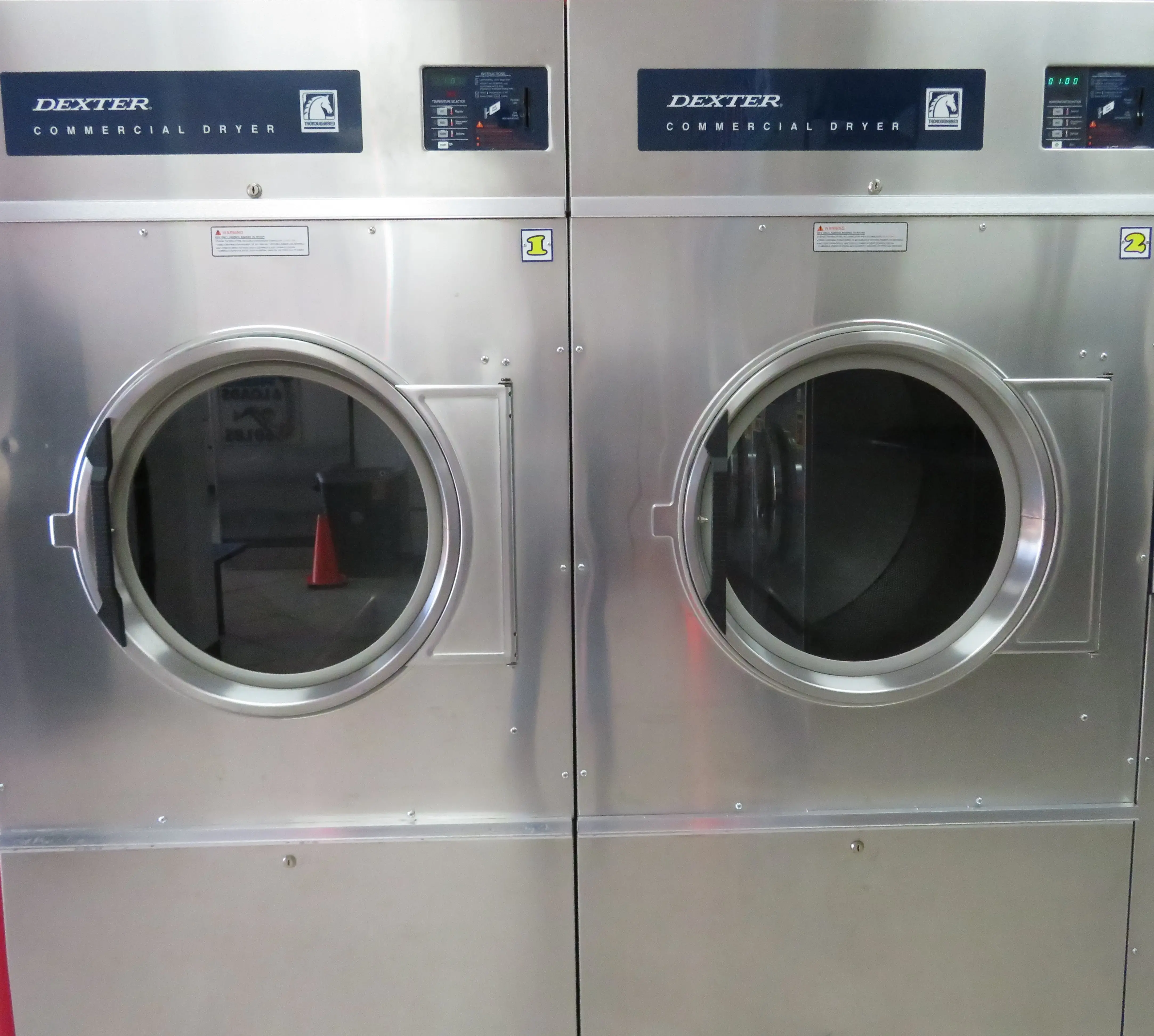 COIN Less LAUNDRY - Image 13