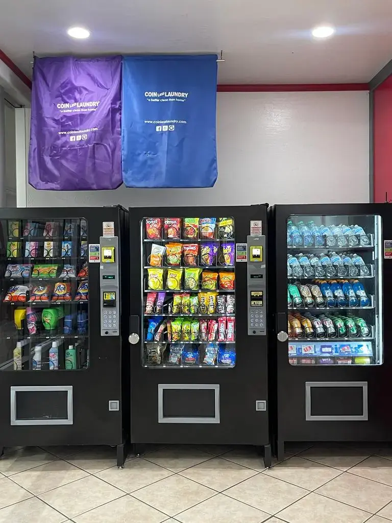 COIN Less LAUNDRY - Image 2