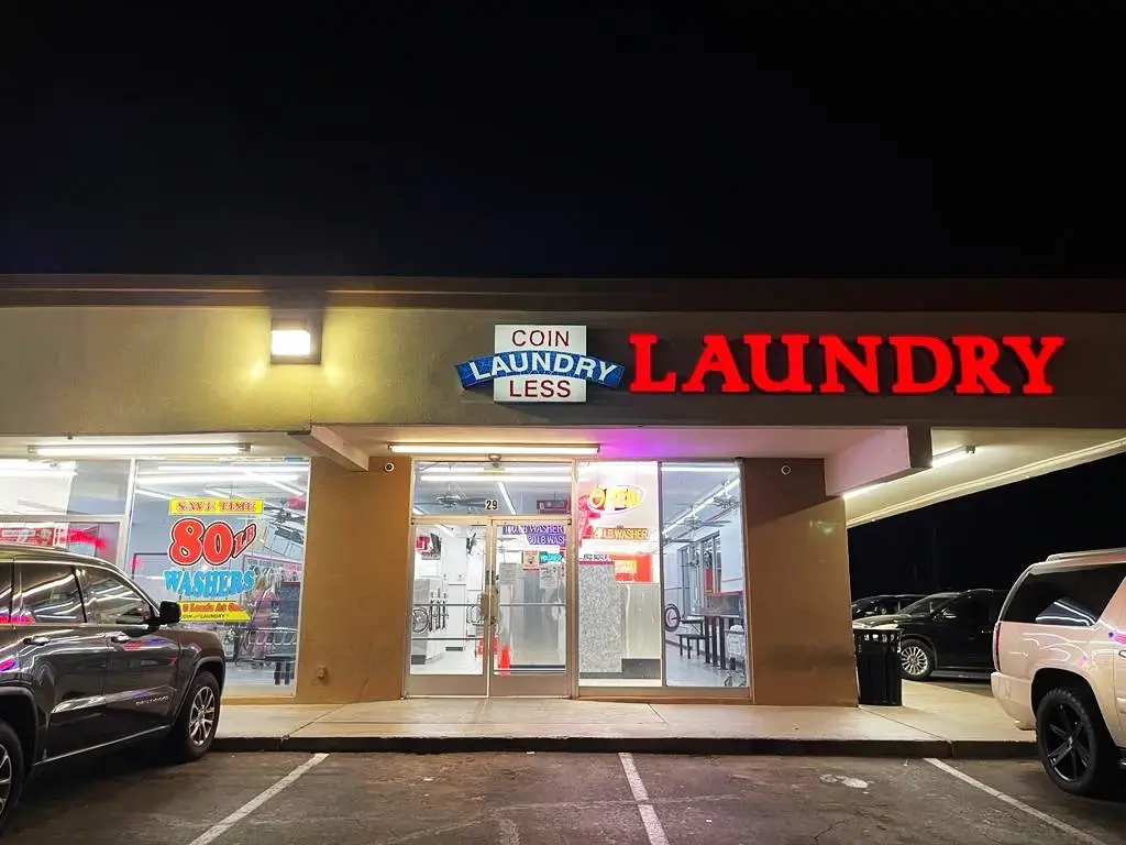 COIN Less LAUNDRY thumbnail 3
