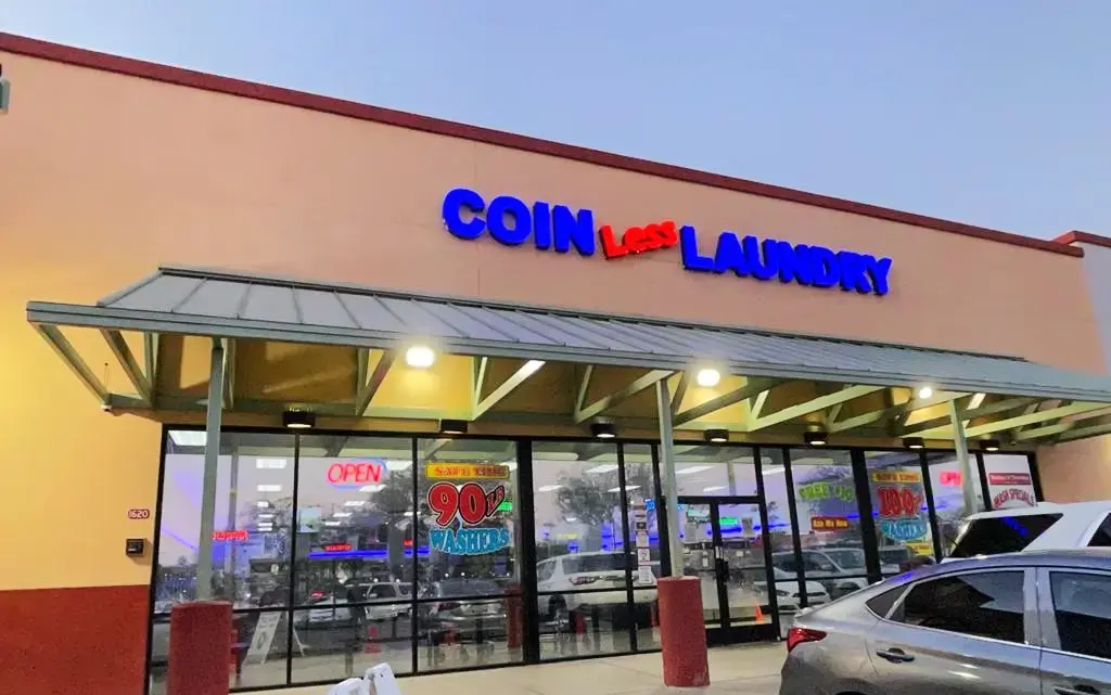 COIN Less LAUNDRY - Image 3