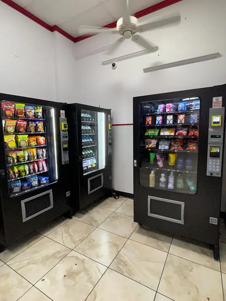 COIN Less LAUNDRY thumbnail 7