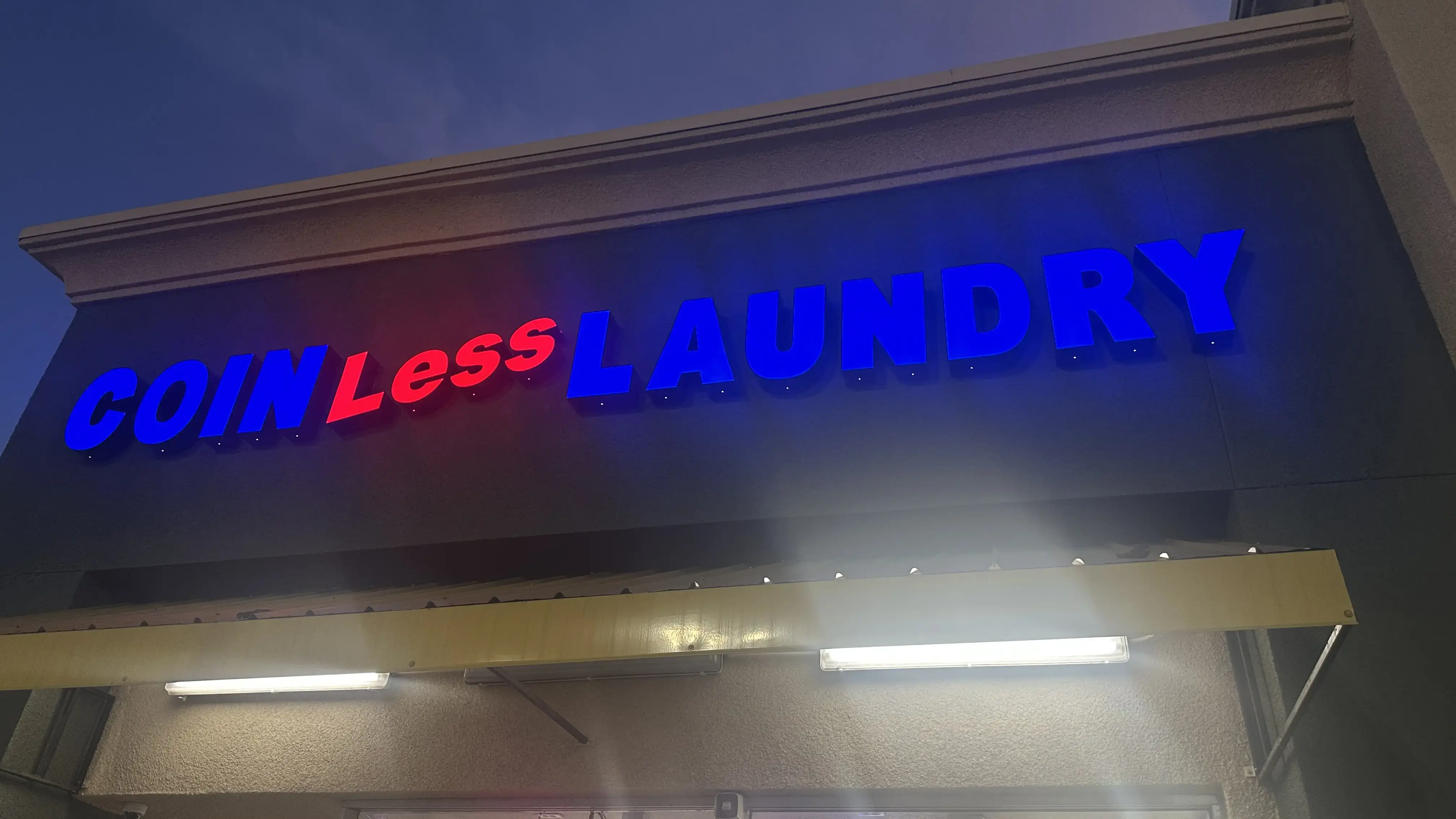 COIN Less LAUNDRY - Image 7