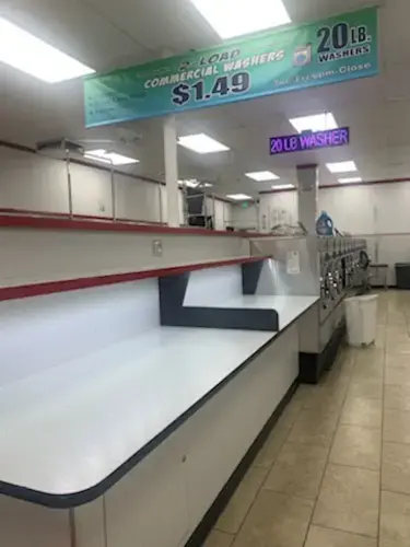COIN Less LAUNDRY - Image 6