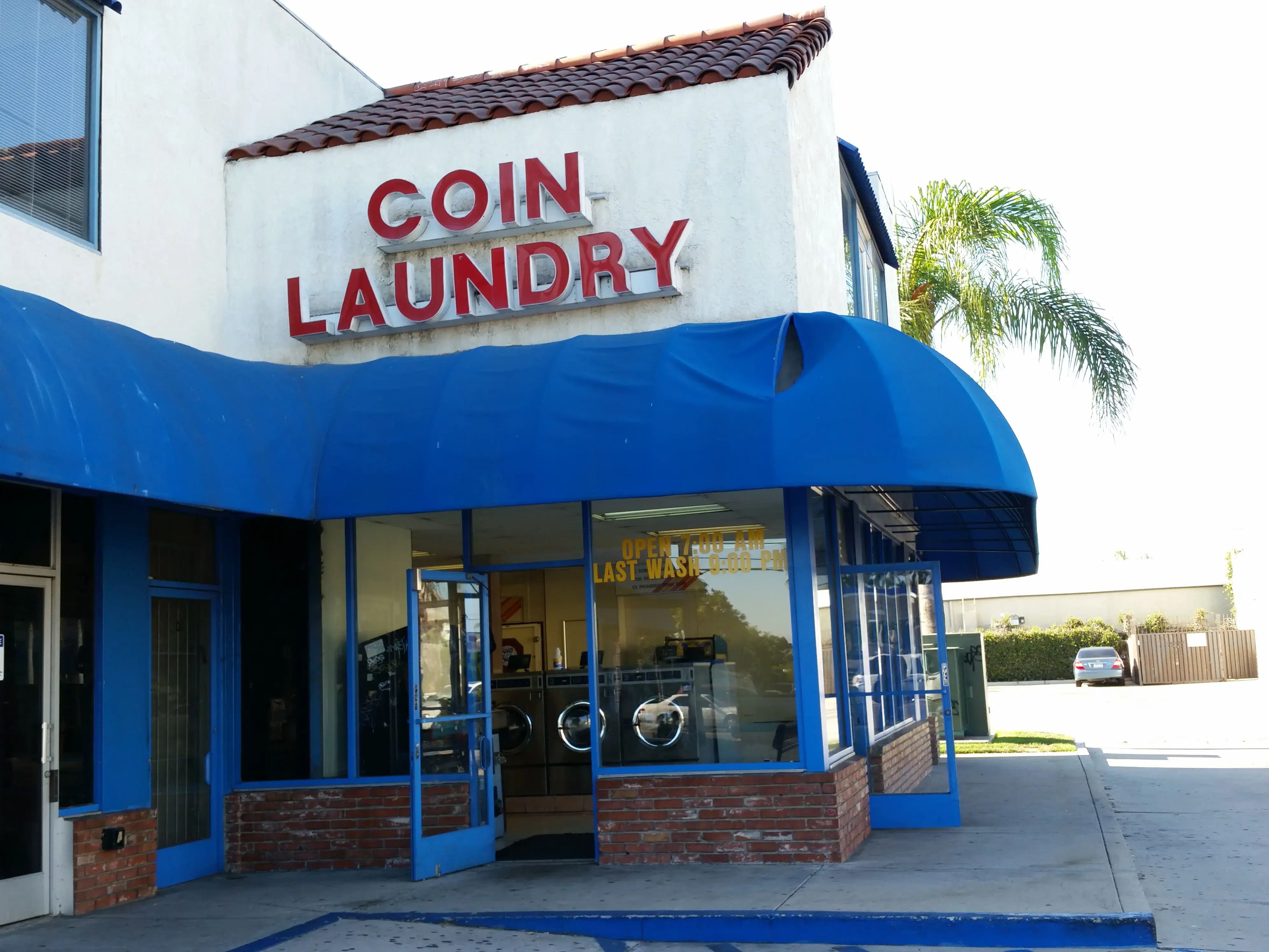 COIN Less LAUNDRY - Image 7