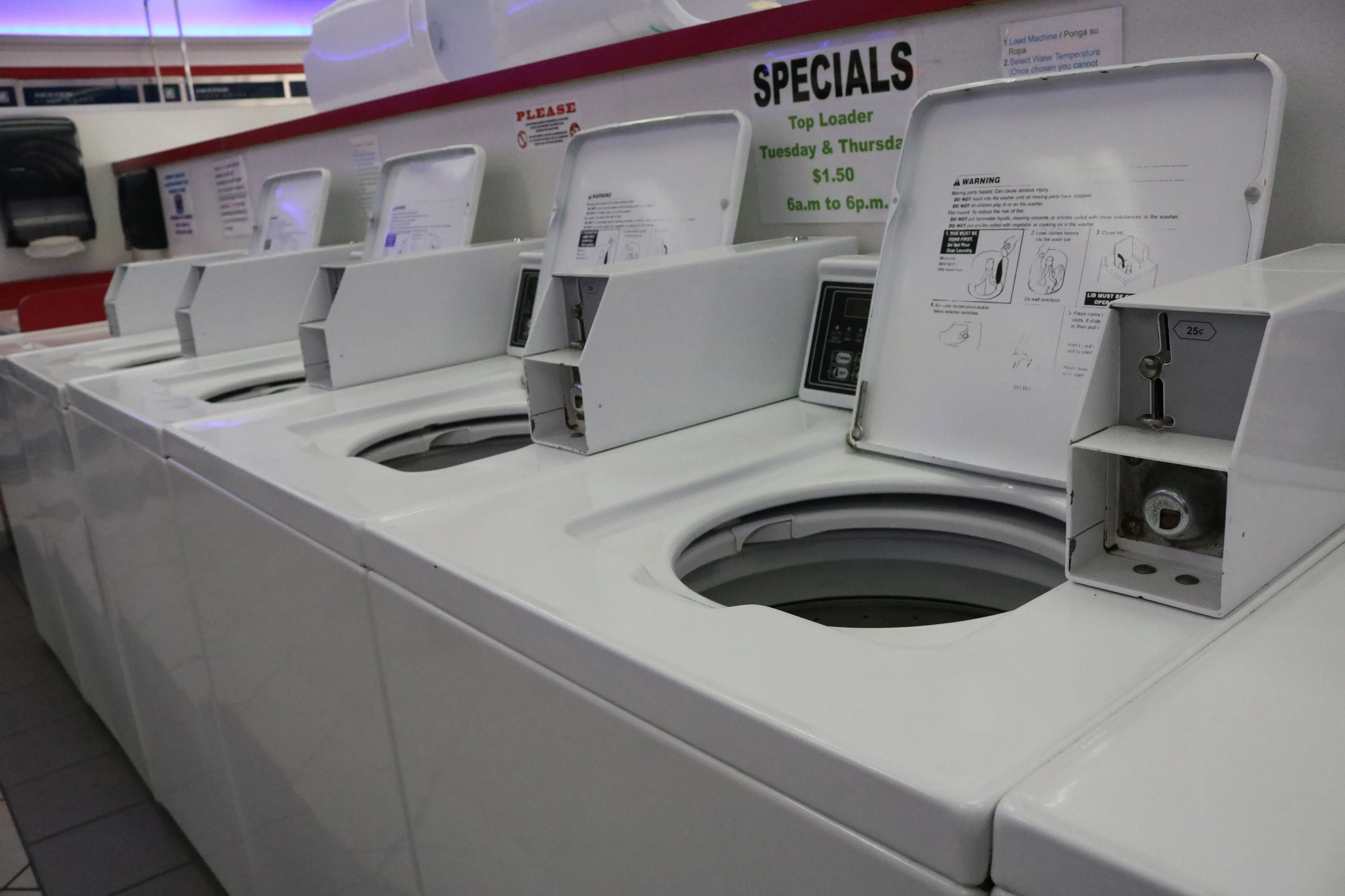 COIN Less LAUNDRY thumbnail 5
