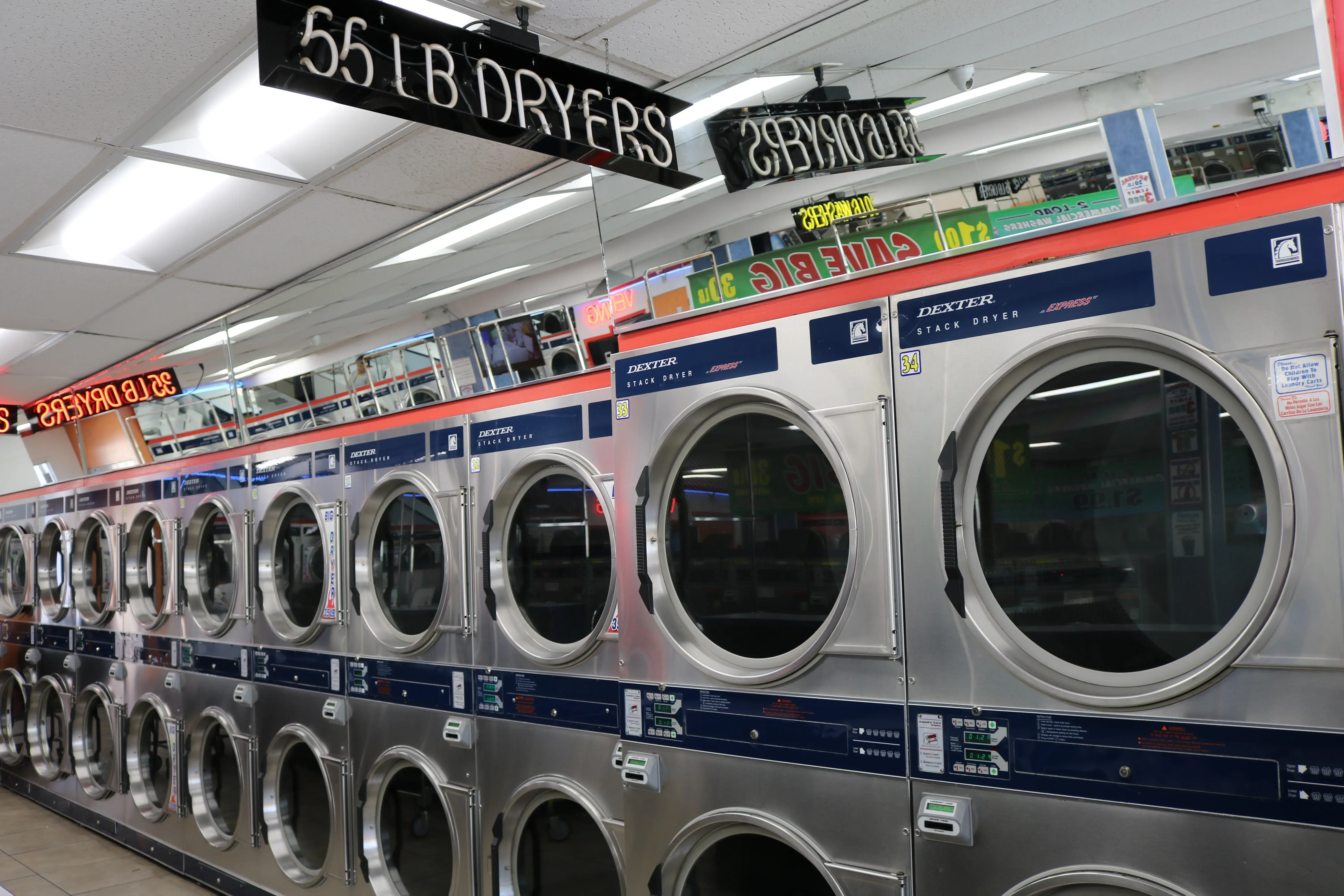 COIN Less LAUNDRY - Image 1