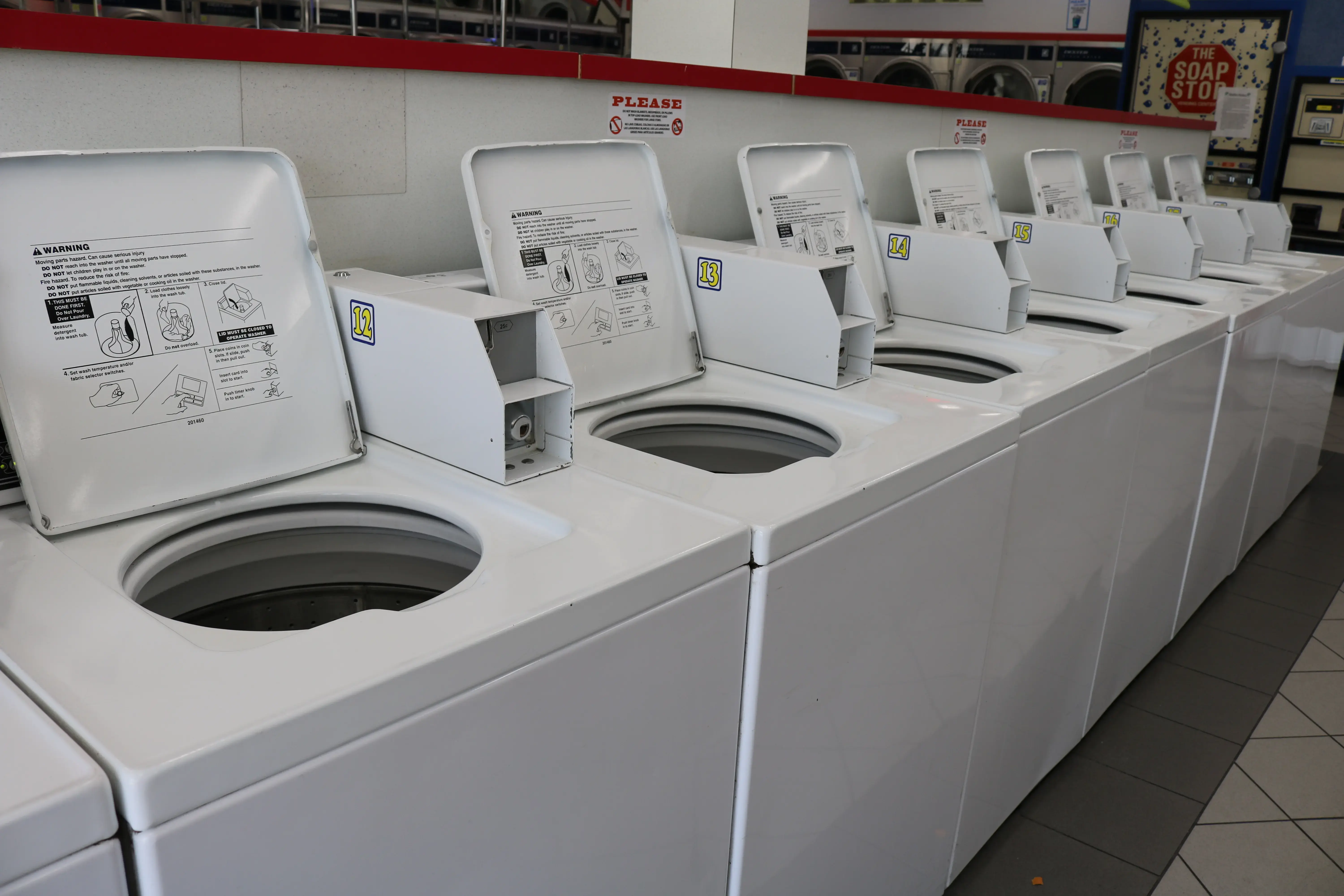 COIN Less LAUNDRY - Image 6