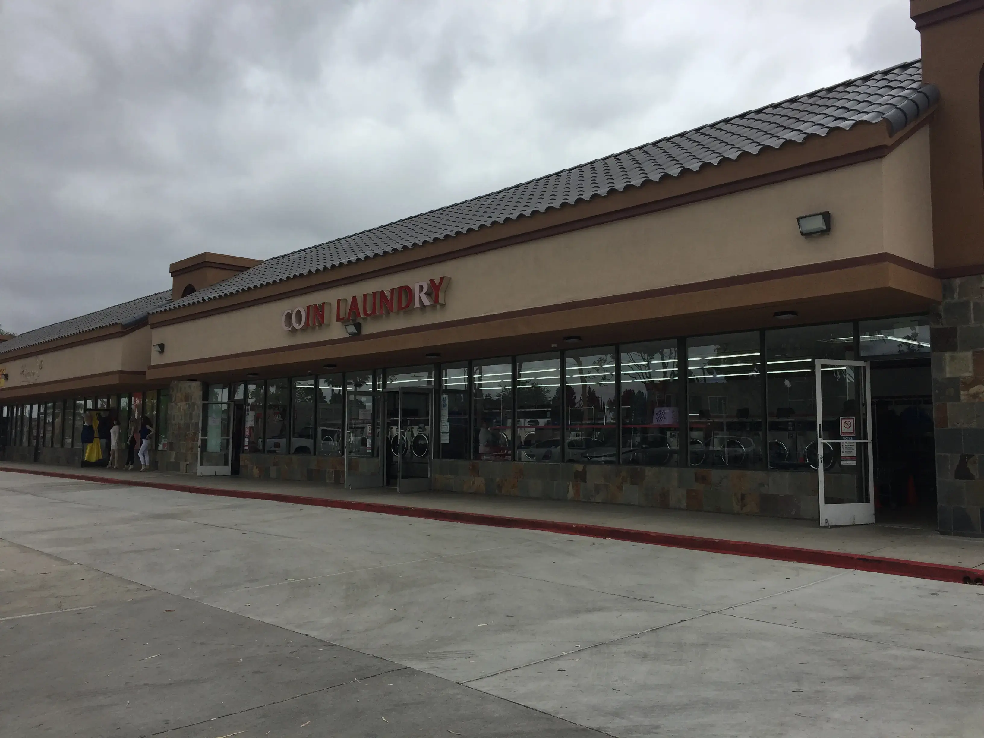 COIN Less LAUNDRY location