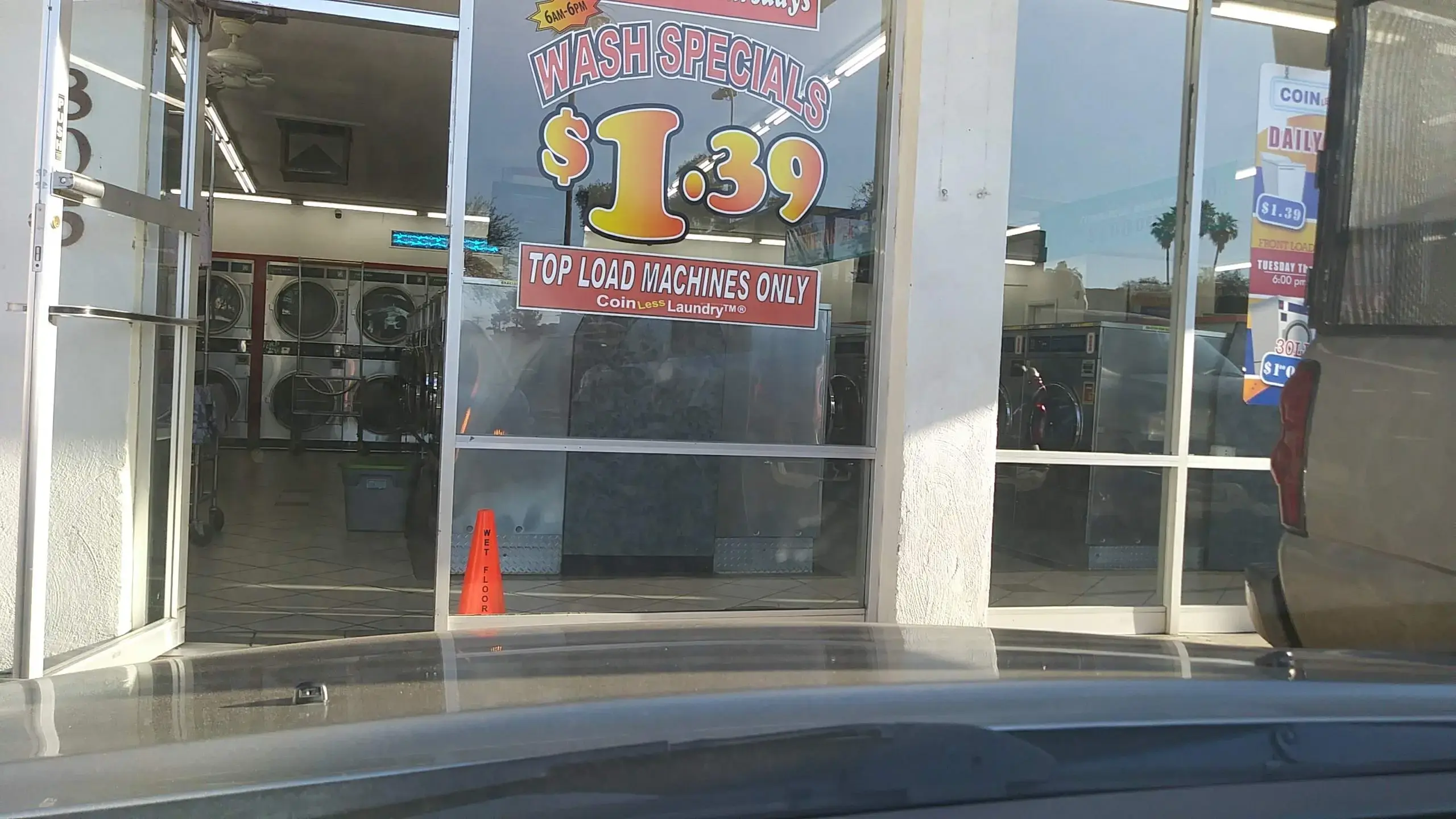 COIN Less LAUNDRY thumbnail 9
