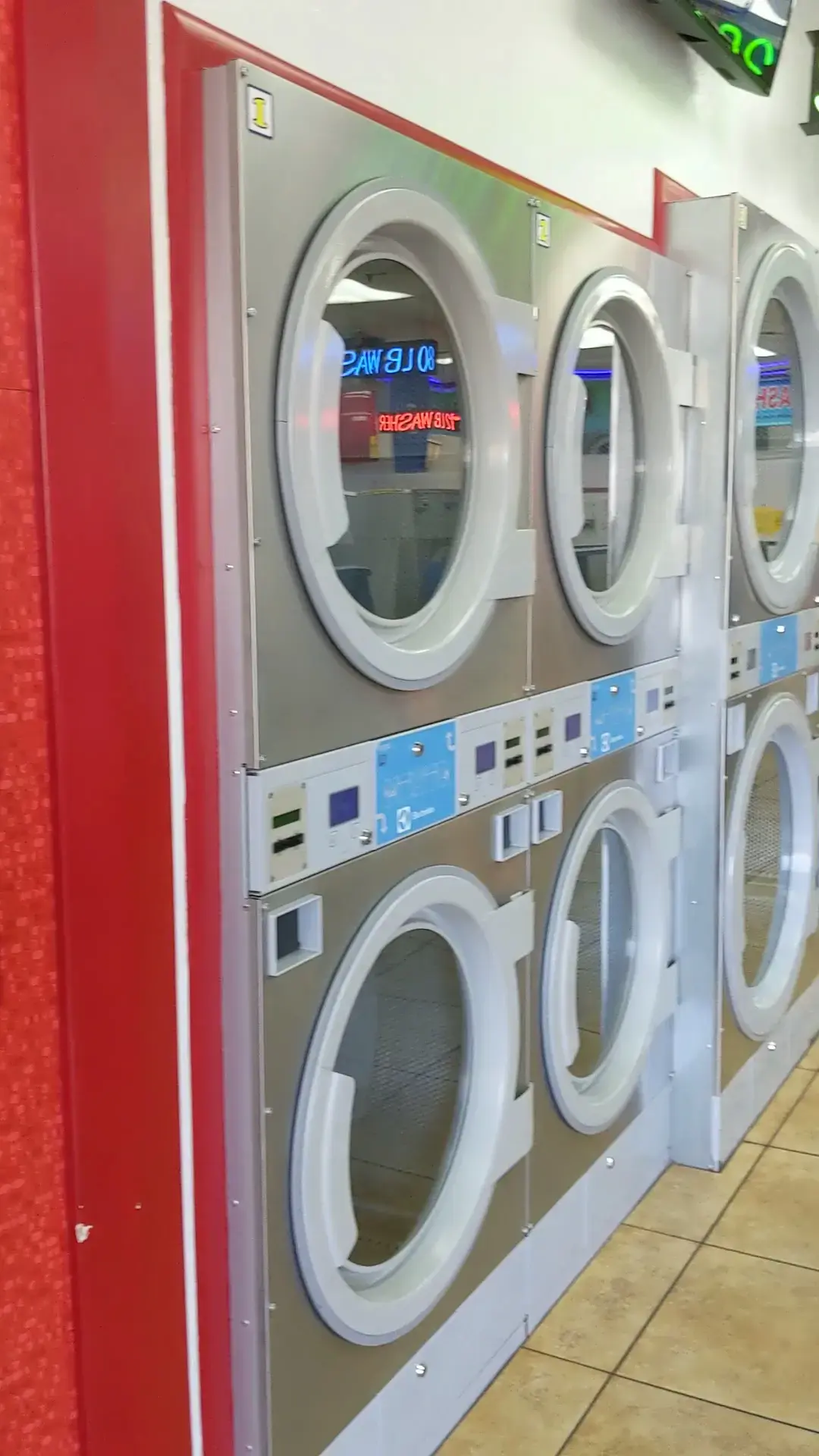 COIN Less LAUNDRY - Image 5