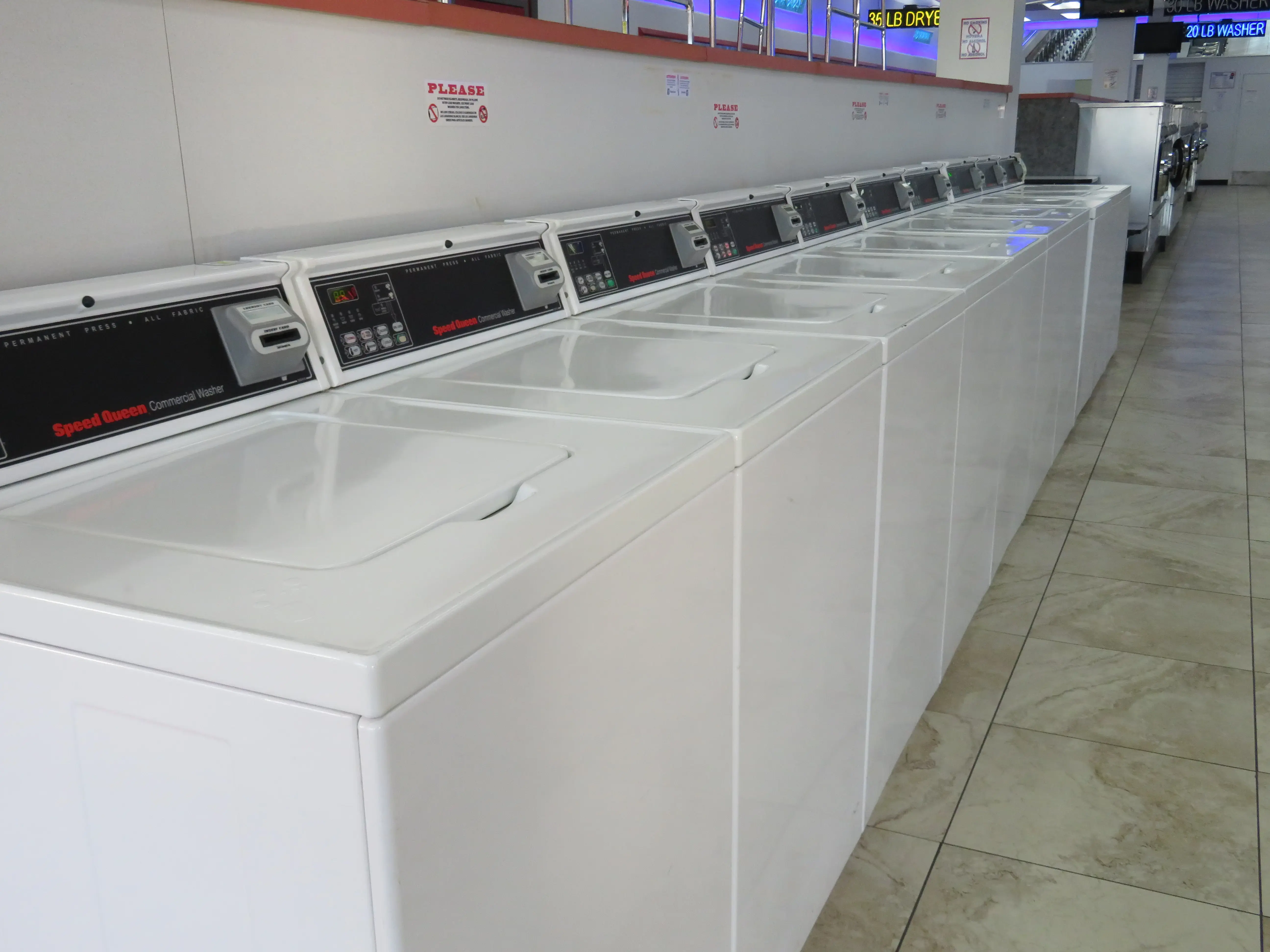COIN Less LAUNDRY - Image 10