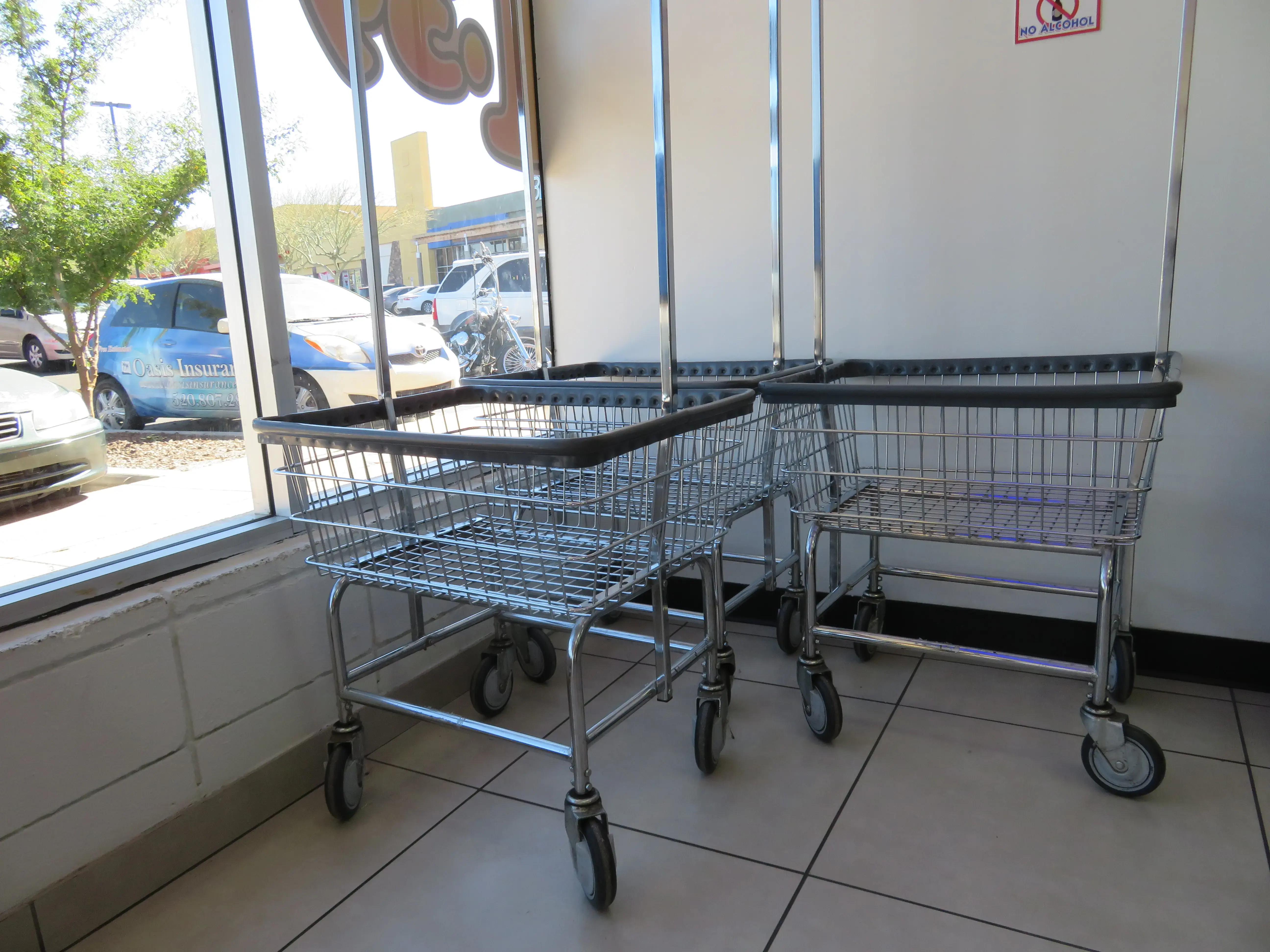 COIN Less LAUNDRY - Image 10