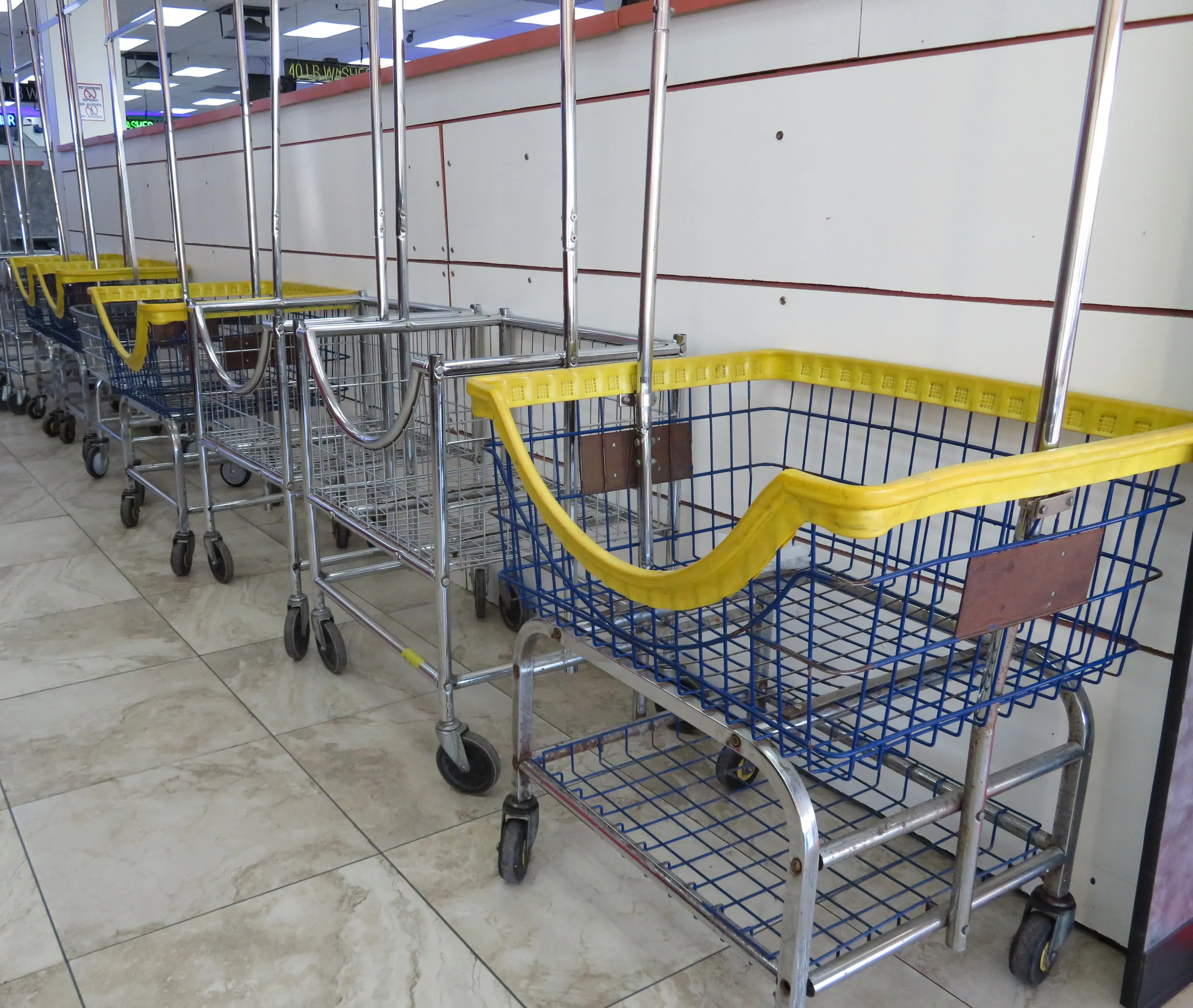 COIN Less LAUNDRY - Image 9