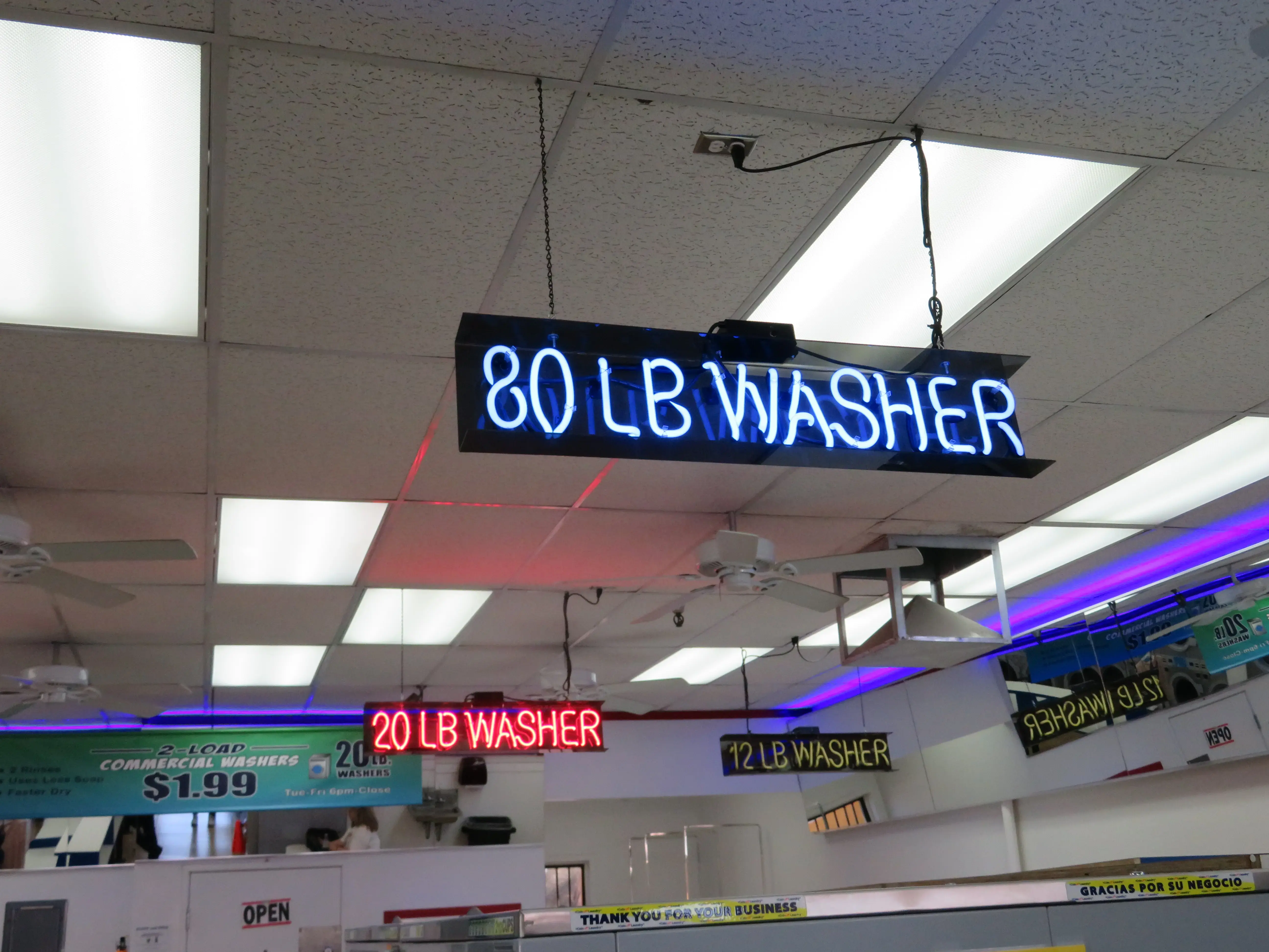 COIN Less LAUNDRY - Image 4