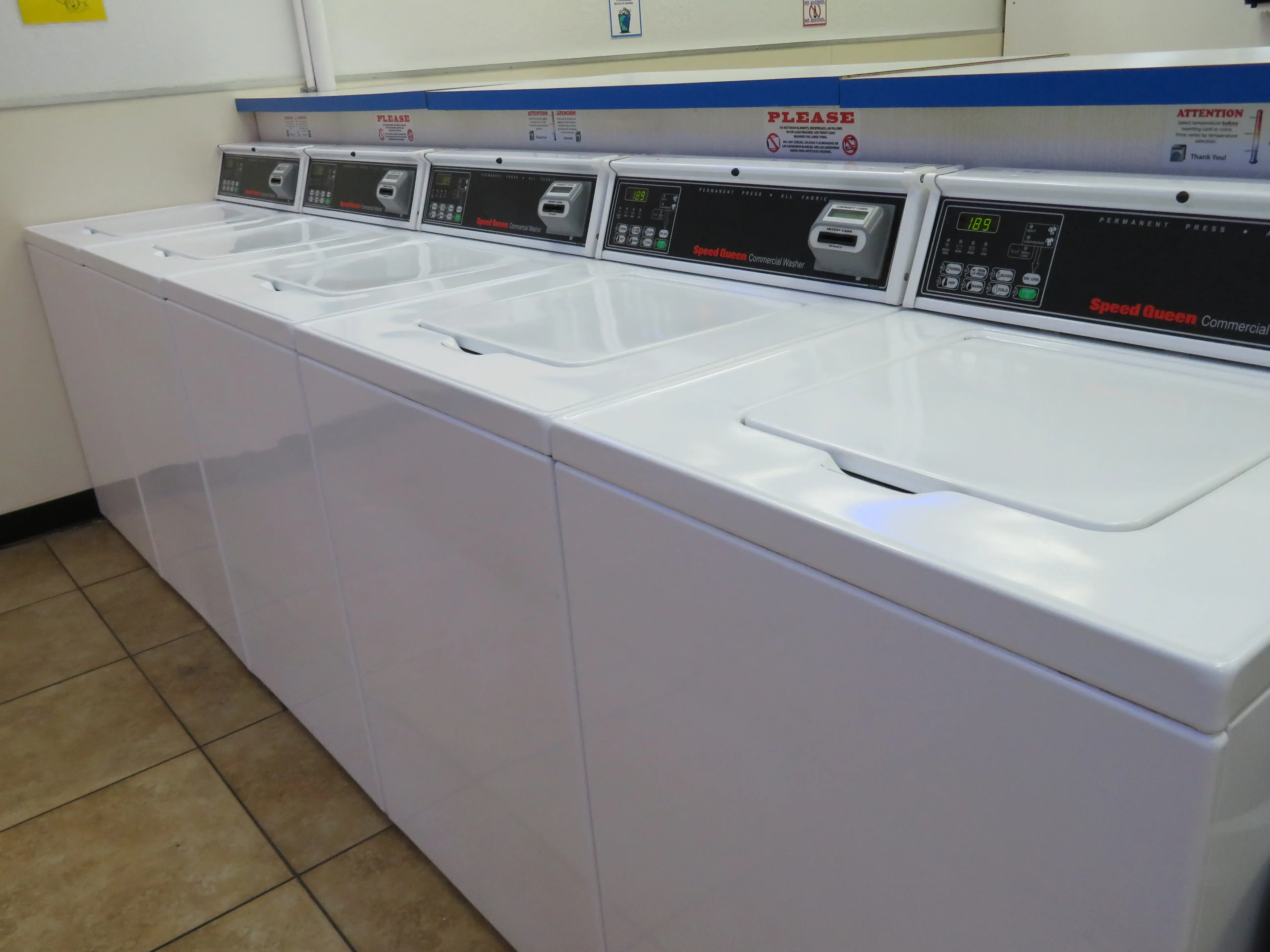 COIN Less LAUNDRY - Image 6