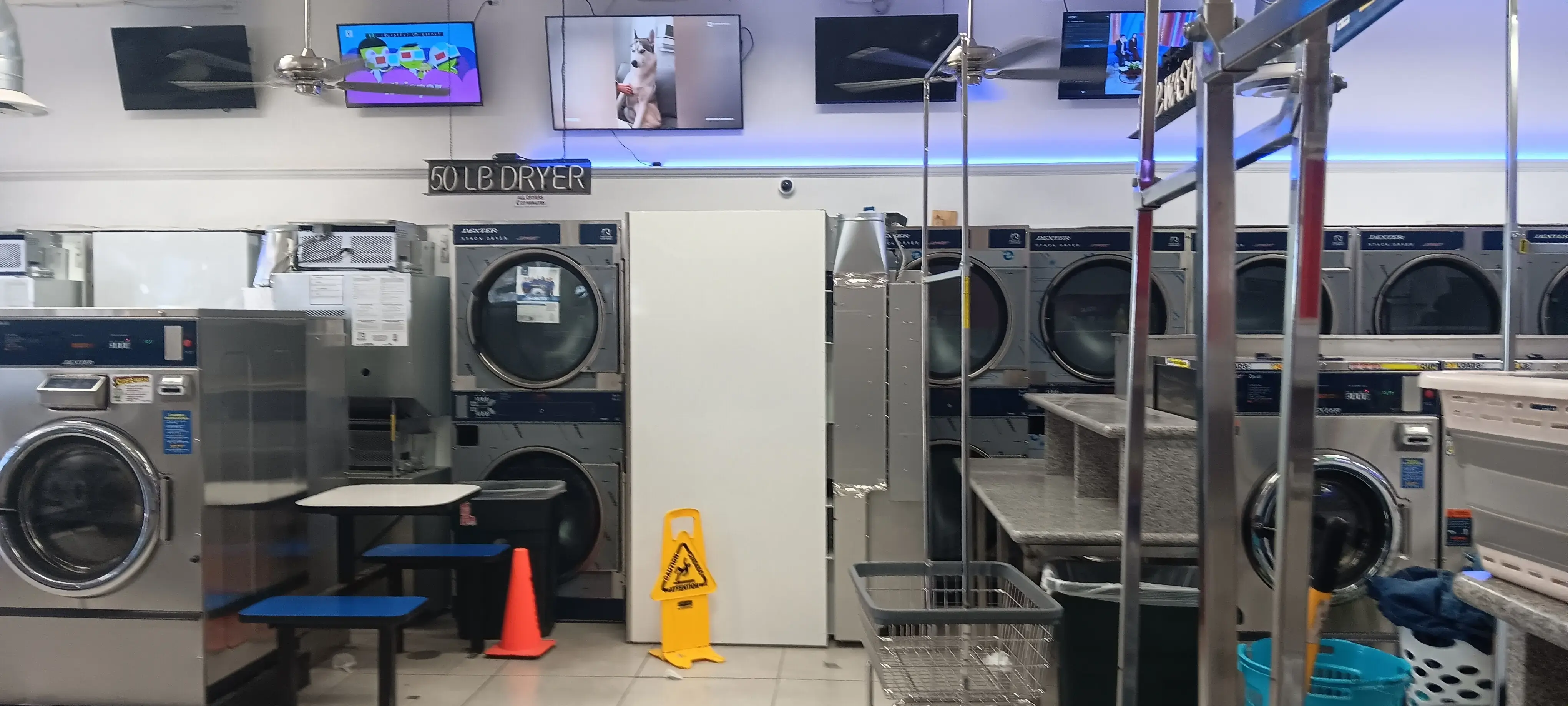 COIN Less LAUNDRY thumbnail 14