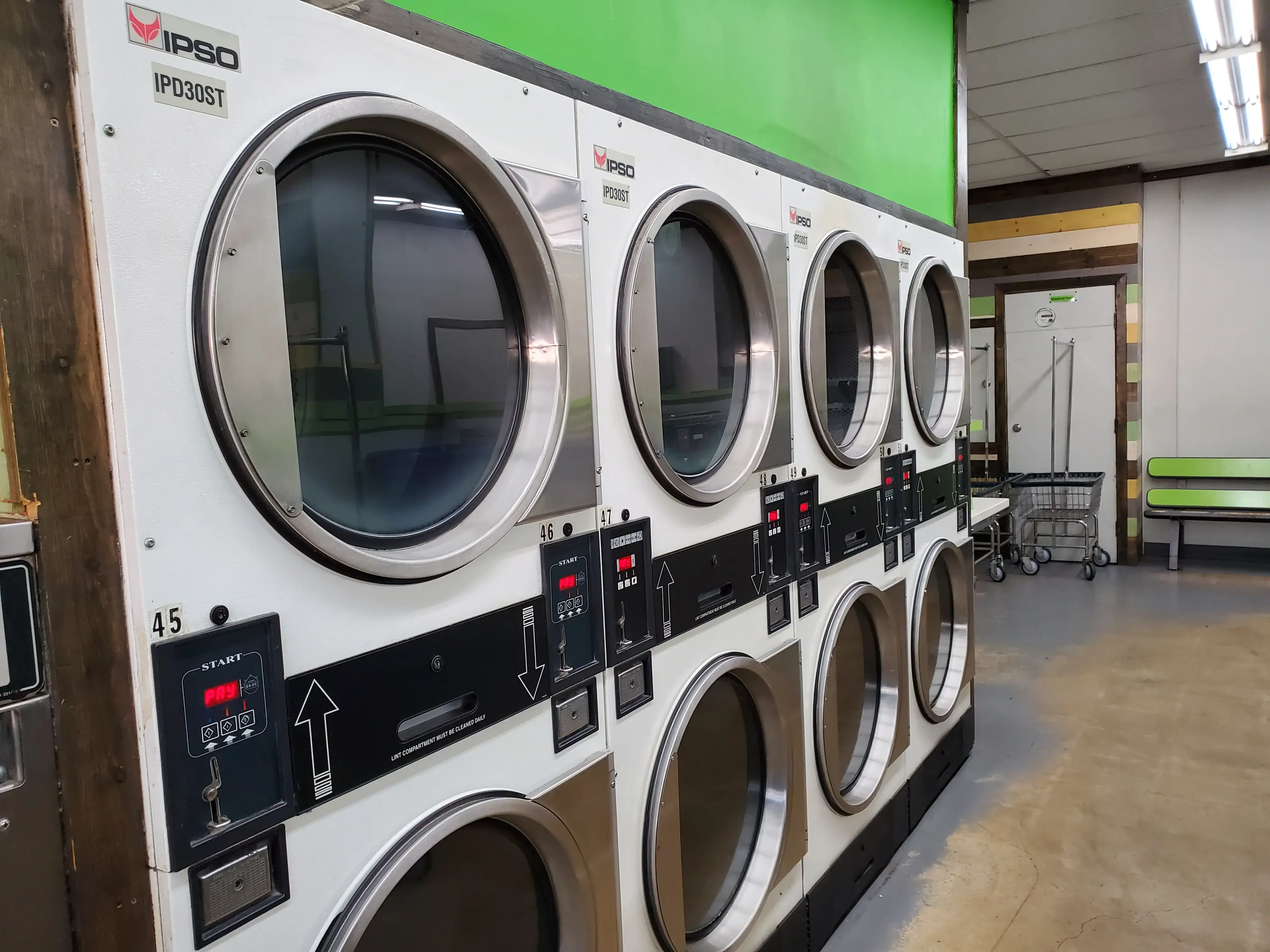 Coin-Op Laundry thumbnail 15