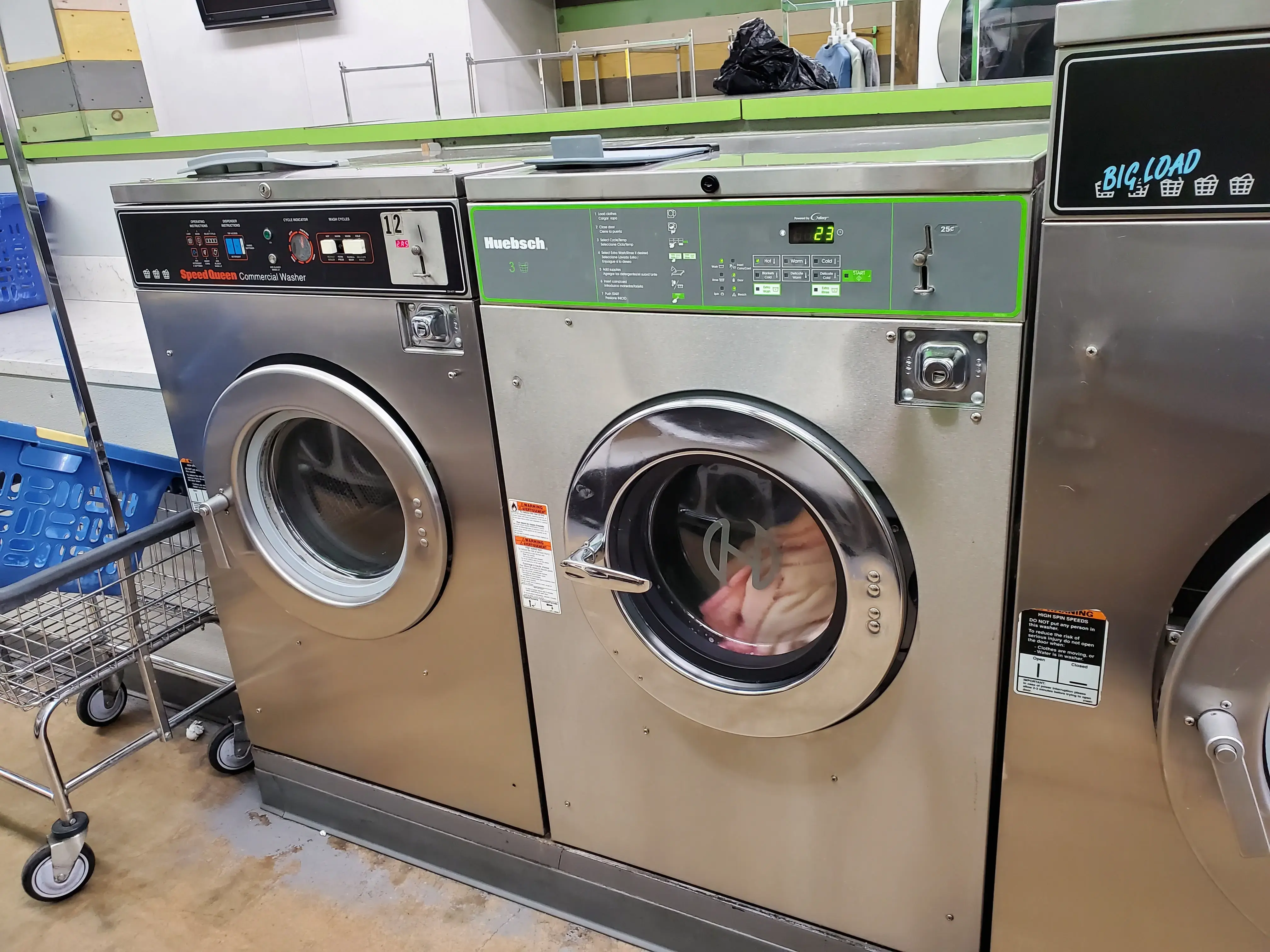 Coin-Op Laundry thumbnail 10