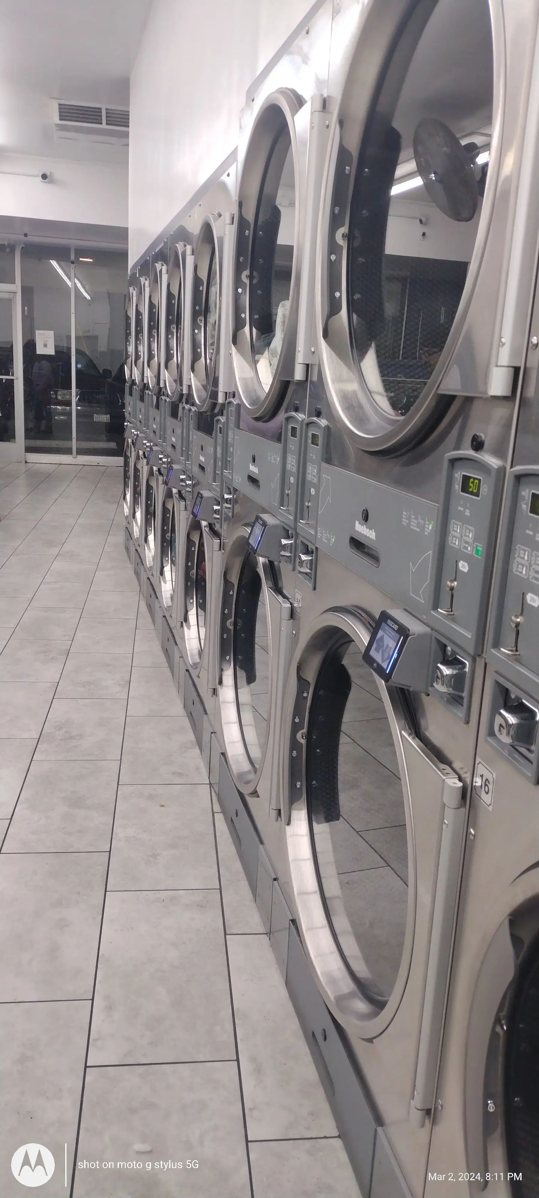 Coin OP Laundry Lavanderia thumbnail 14