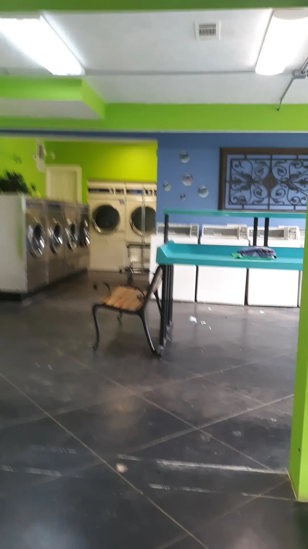 COIN-OP LAUNDRY thumbnail 18