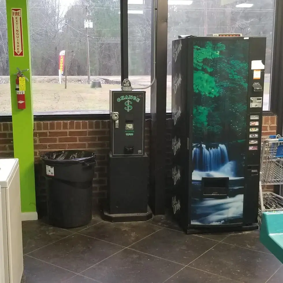 COIN-OP LAUNDRY - Image 13