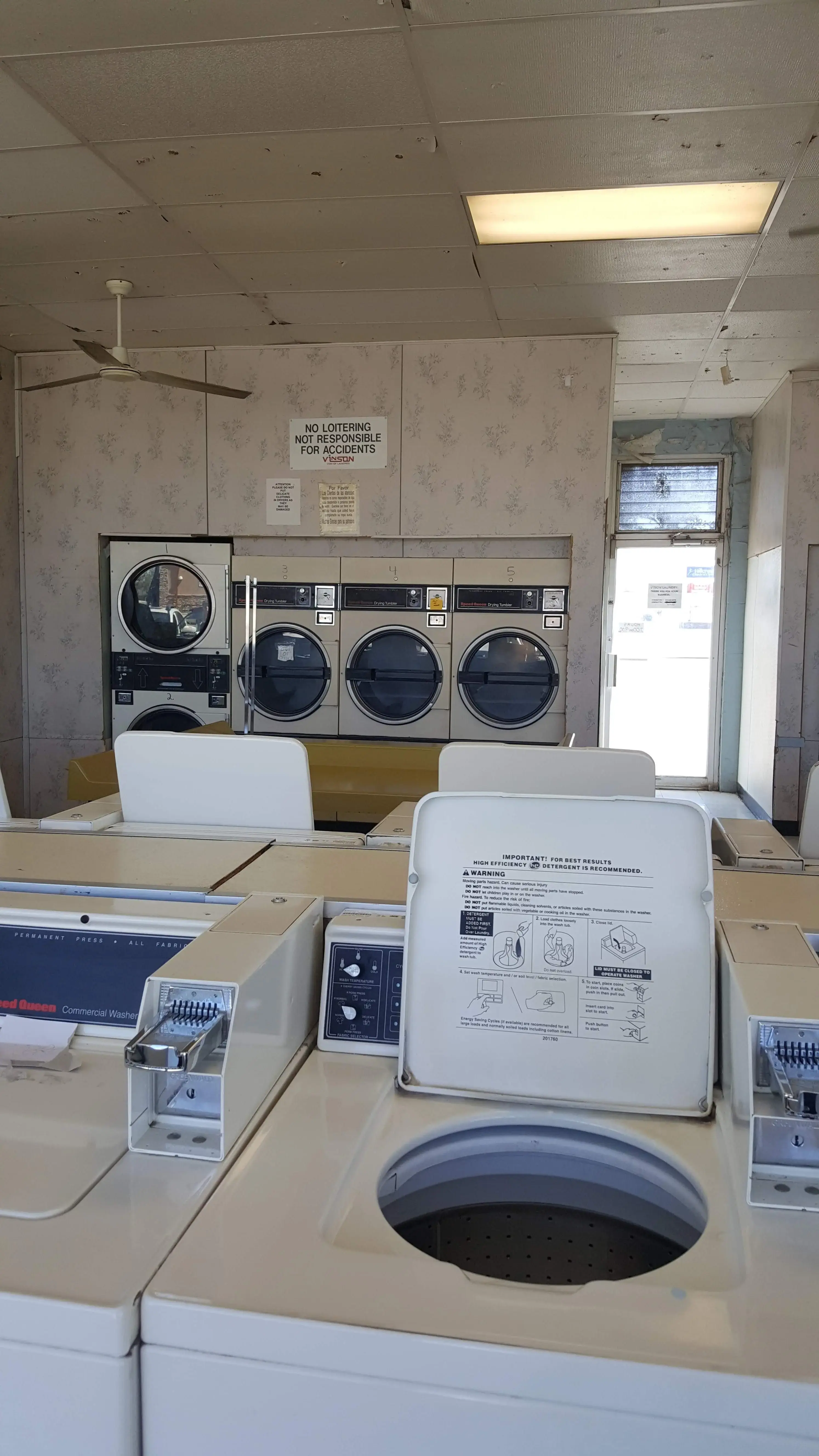 Coin-Operated Laundromat thumbnail 2